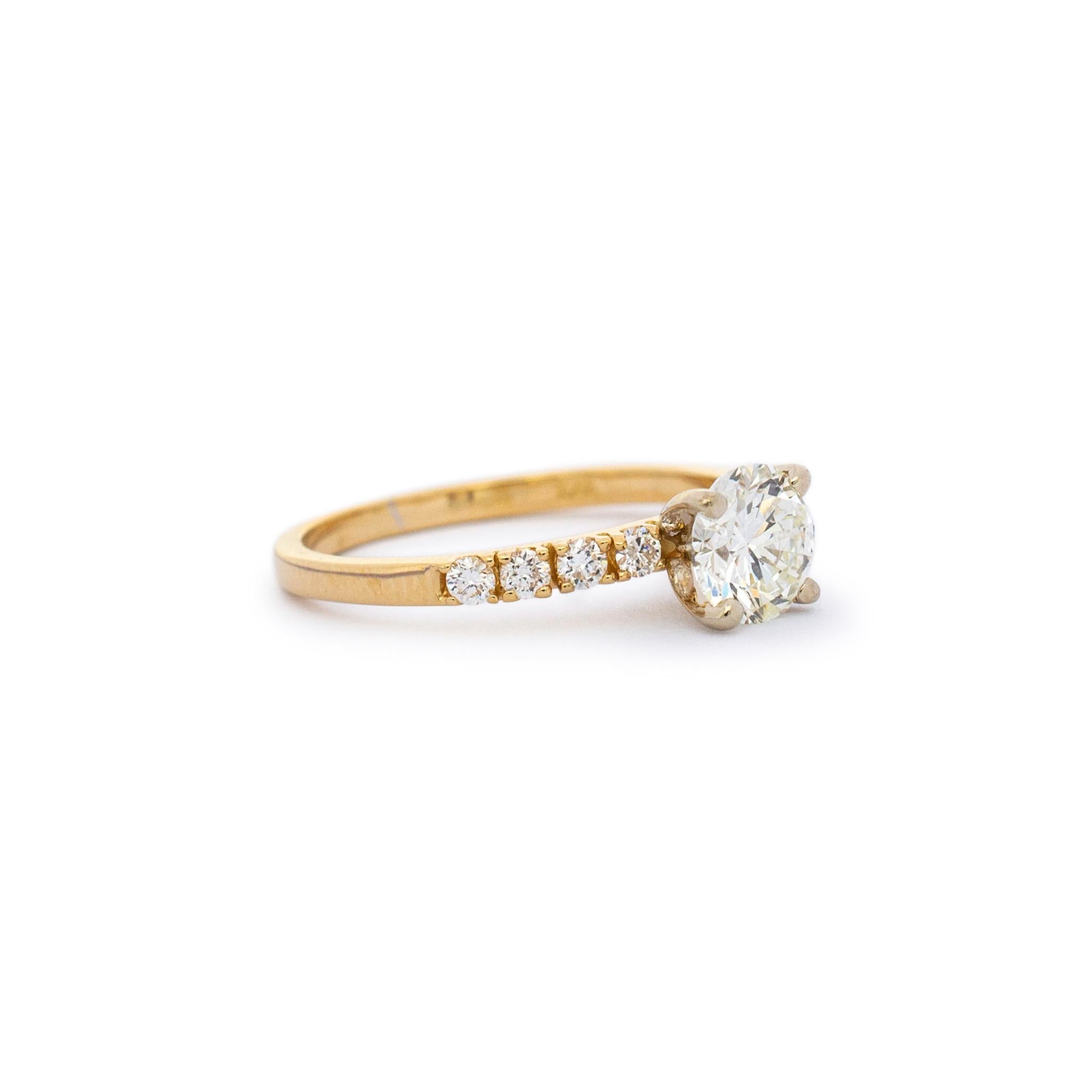 Ladies 18K Yellow Gold Diamond Solitaire Engagement Ring In Excellent Condition For Sale In Houston, TX