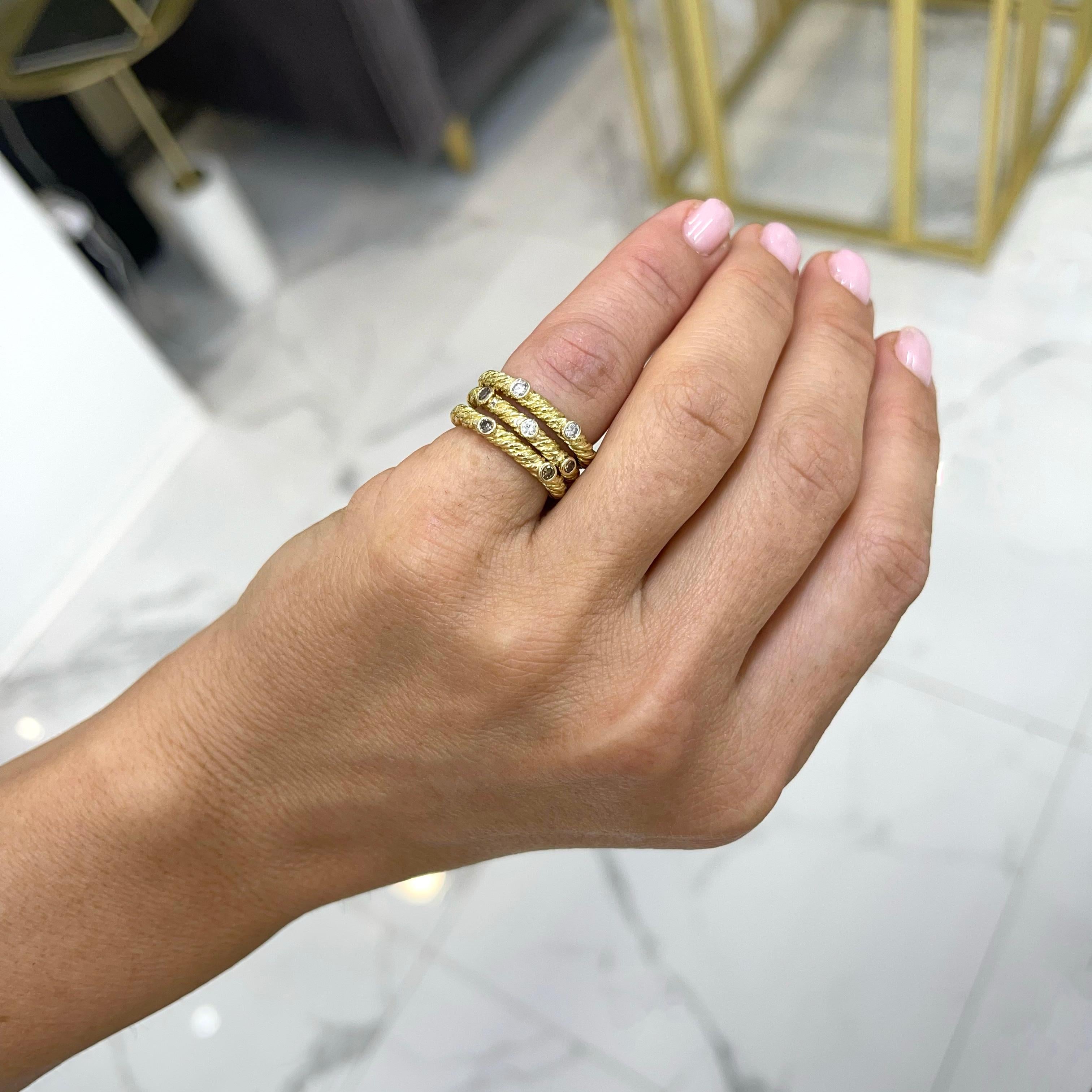 Damen 18 Karat Gelbgold Diamant-Drei stapelbare Ringe Set im Angebot 5