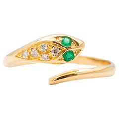 Ladies 18K Yellow Gold Emerald & Diamond Snake Cocktail Ring