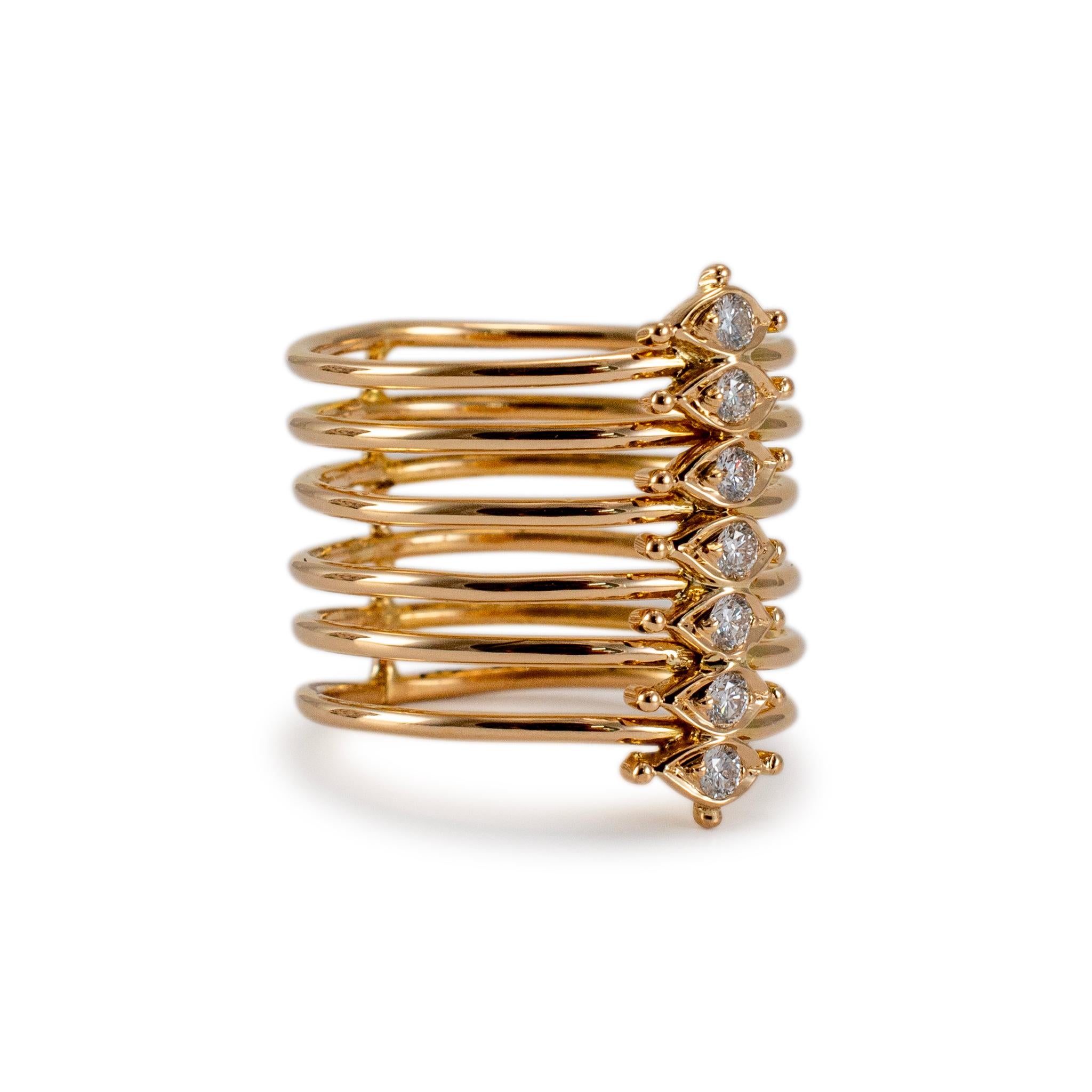 Ladies 18K Yellow Gold Stacking Diamond Band Ring In Excellent Condition For Sale In Houston, TX