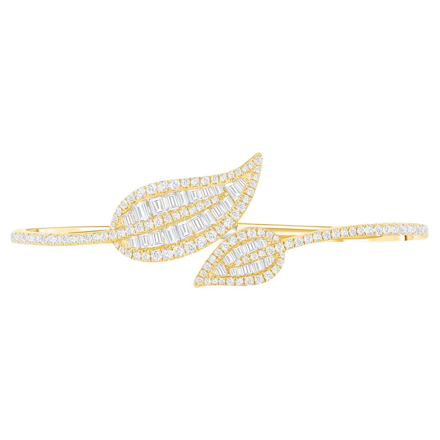 Ladies 18K Yellow Gold with 2.80 Diamonds Leaf Hinged Cuff Bracelet For  Sale at 1stDibs