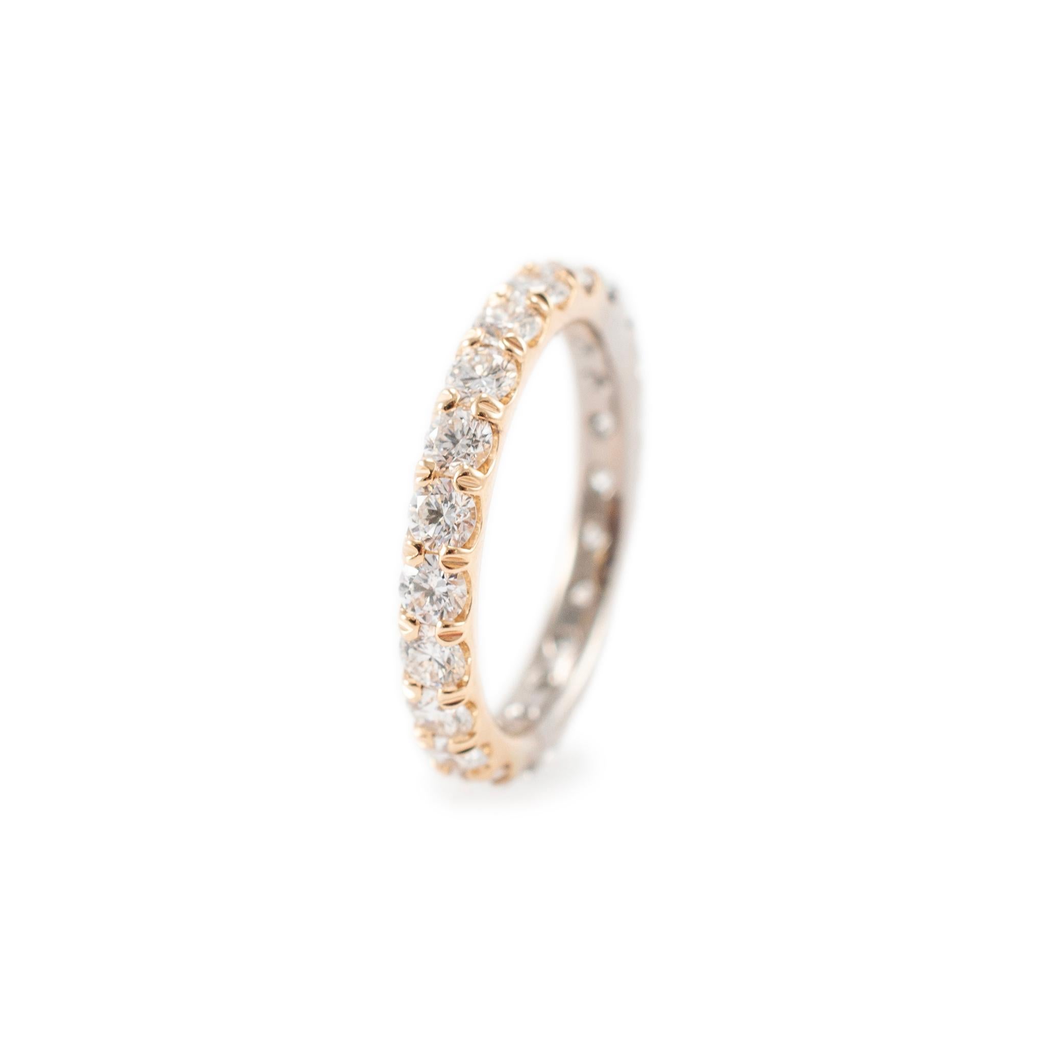 Ladies 18K Yellow & White Gold Two Tone Full Eternity Diamond Wedding Band In Excellent Condition In Houston, TX