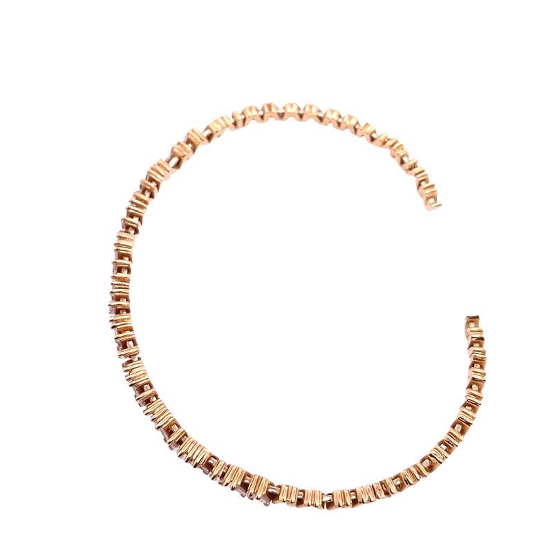 Ladies 3/4 Set Bangle with 1.10ct Baguette Cut in 18ct Rose Gold

This Ladies 3/4 Set Bangle With 1.08ct Baguette Diamonds in 18ct Rose Gold Bracelet is a gorgeous piece of jewellery, it has a classic 3/4 set bangle design. 

Additional