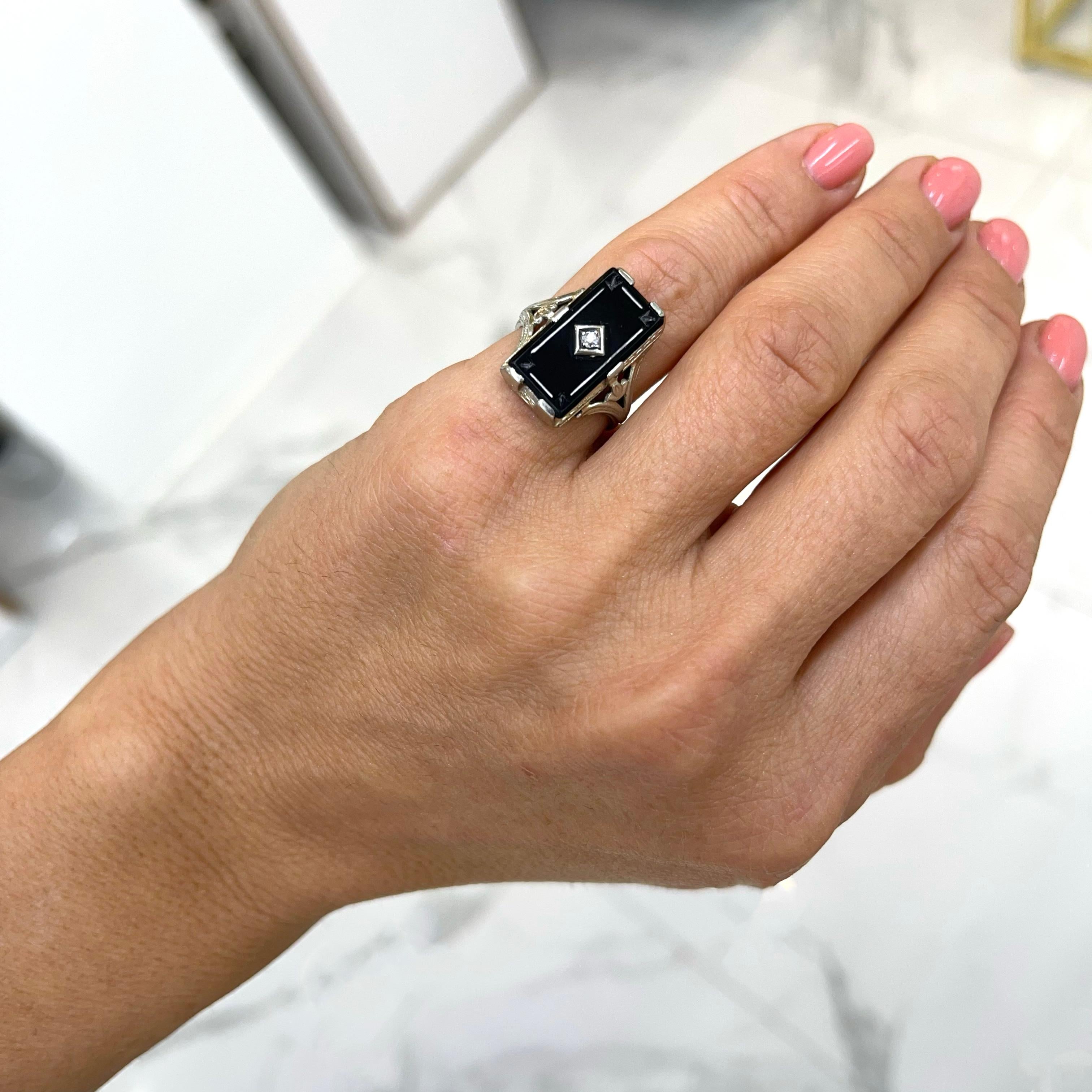 Ladies Antique 18K White Gold Black Onyx Diamond Cocktail Ring For Sale 2