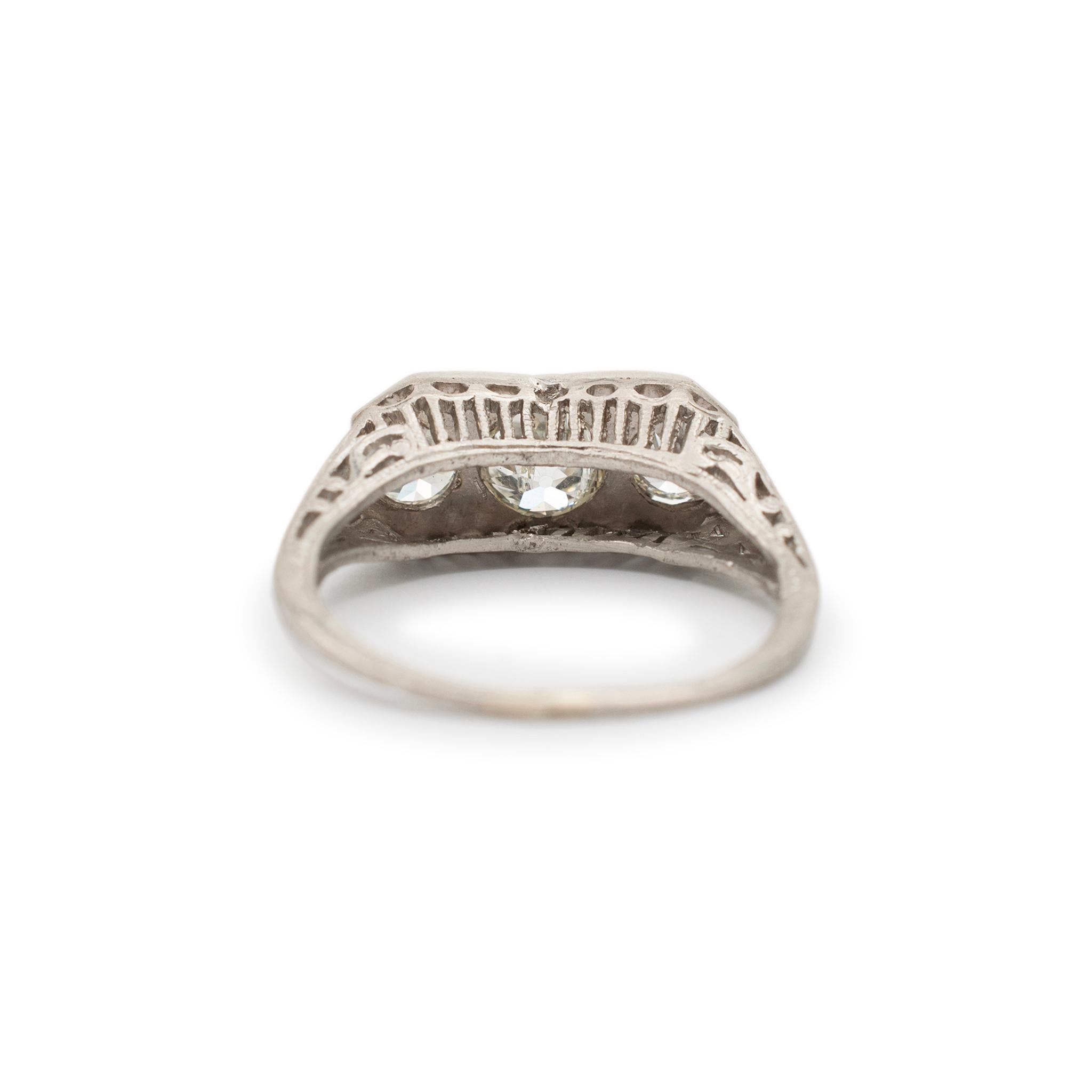 Women's Ladies Antique Art Deco Platinum Filigree Three Stone Diamond Engagement Ring For Sale