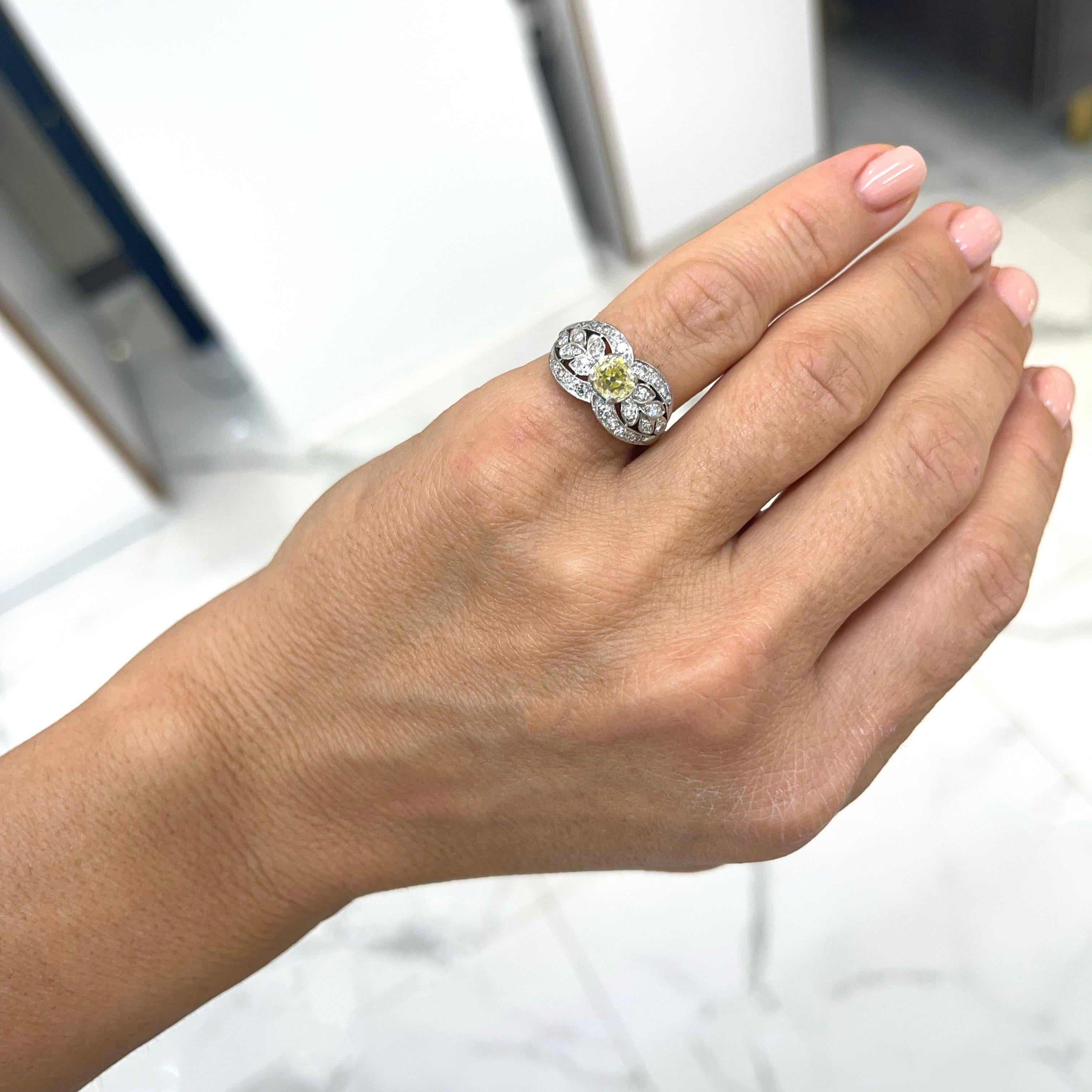 Ladies Antique Art Deco Platinum Filigreed Gia Diamond Cocktail Engagement Ring For Sale 2
