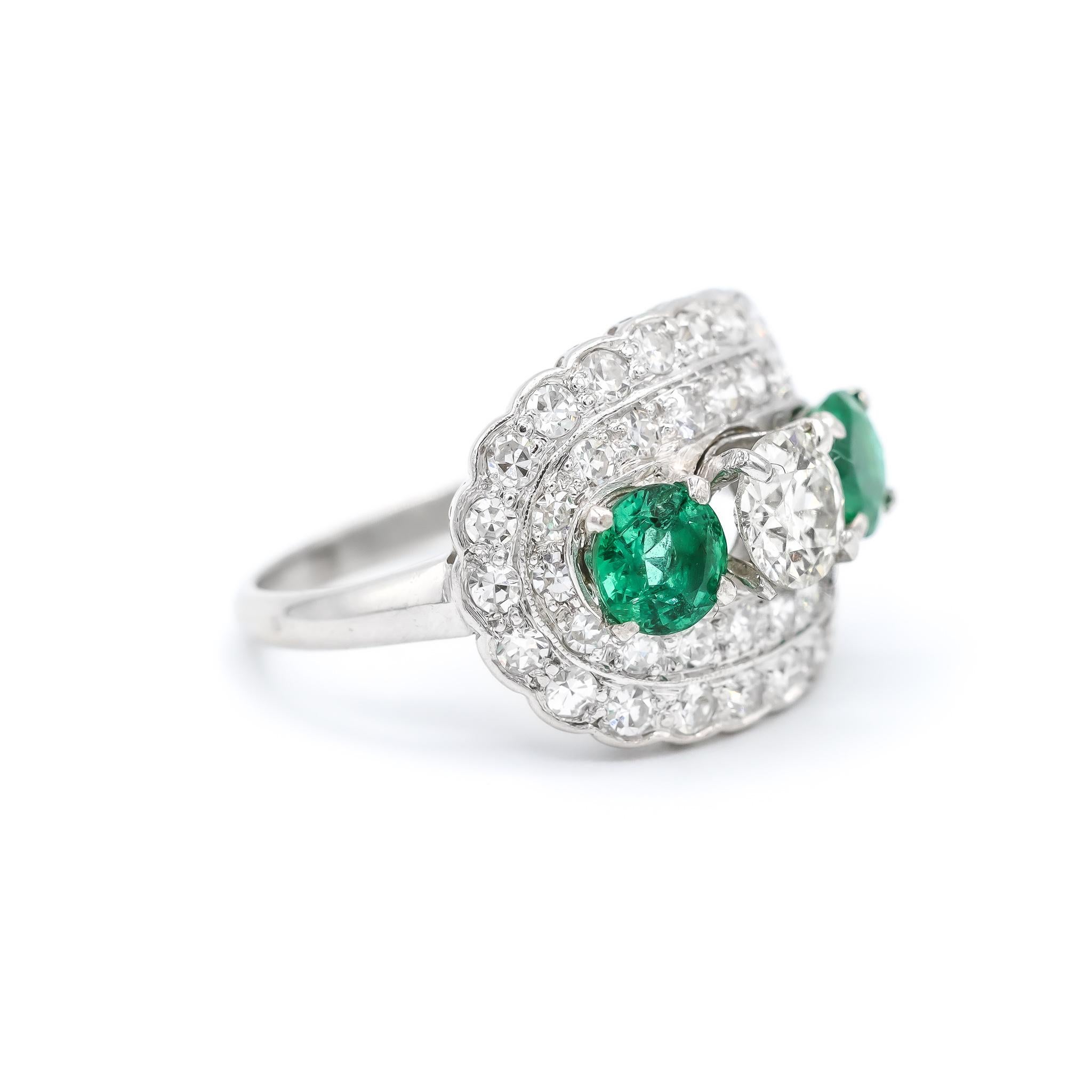 Women's Ladies Antique Platinum Diamonds And Emeralds Ring