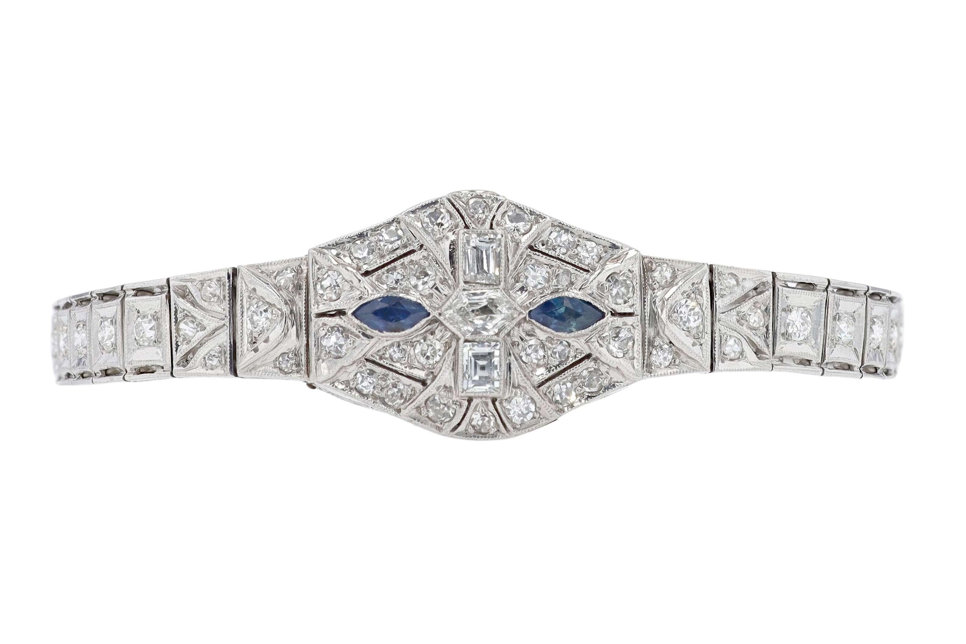 Ladies Art Deco Cocktail Diamond Sapphire Platinum Secret Watch Bon état - En vente à Santa Barbara, CA