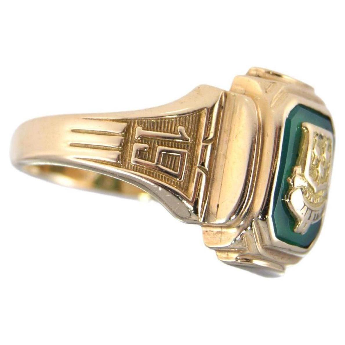 Unisex Art Deco Signet Ring in 10 Karat Solid Gold with Gold Inset from 1953 For Sale 2