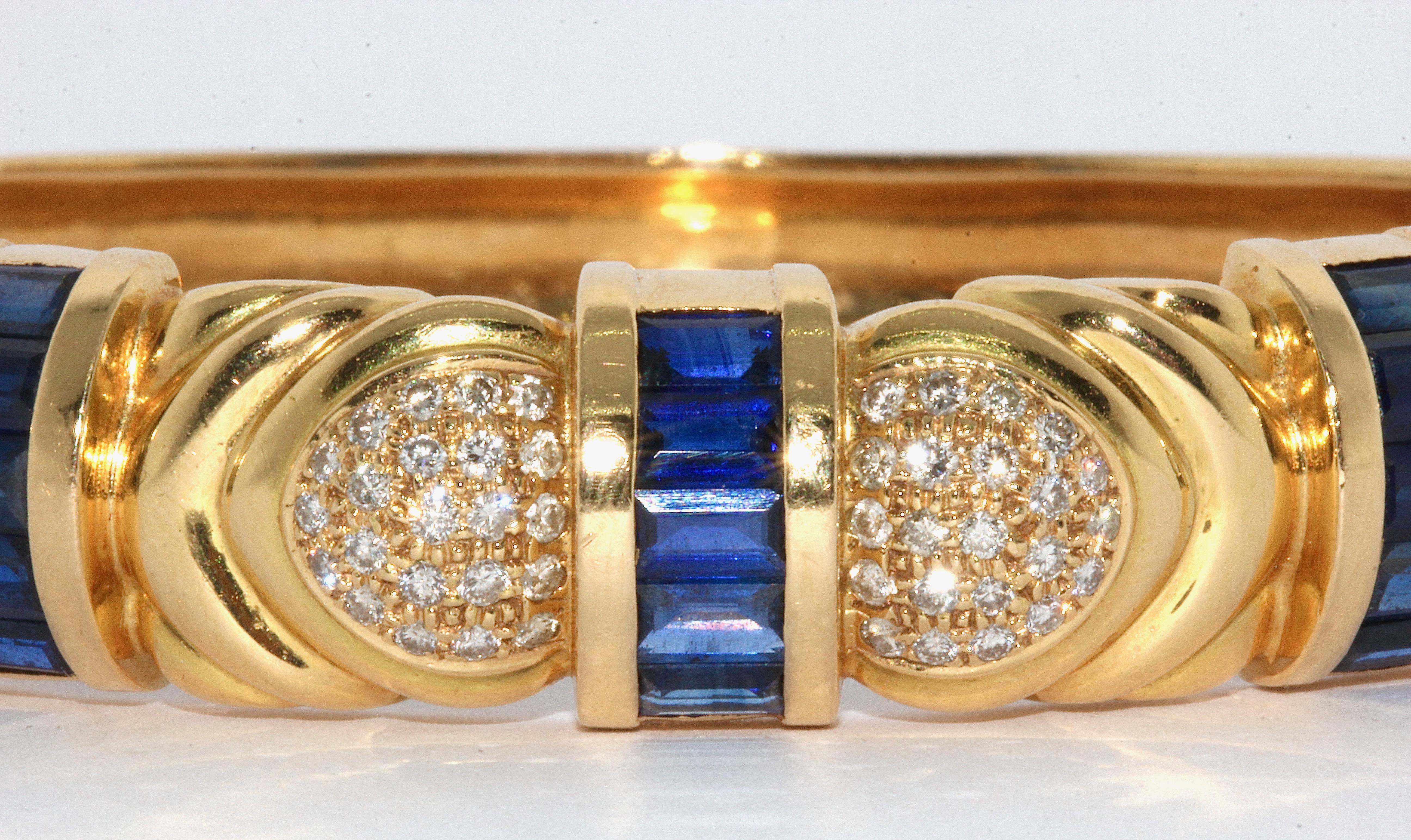 Damenarmreif:: Armband:: 18 Karat Gold mit blauen Saphiren und weißen Diamanten 2