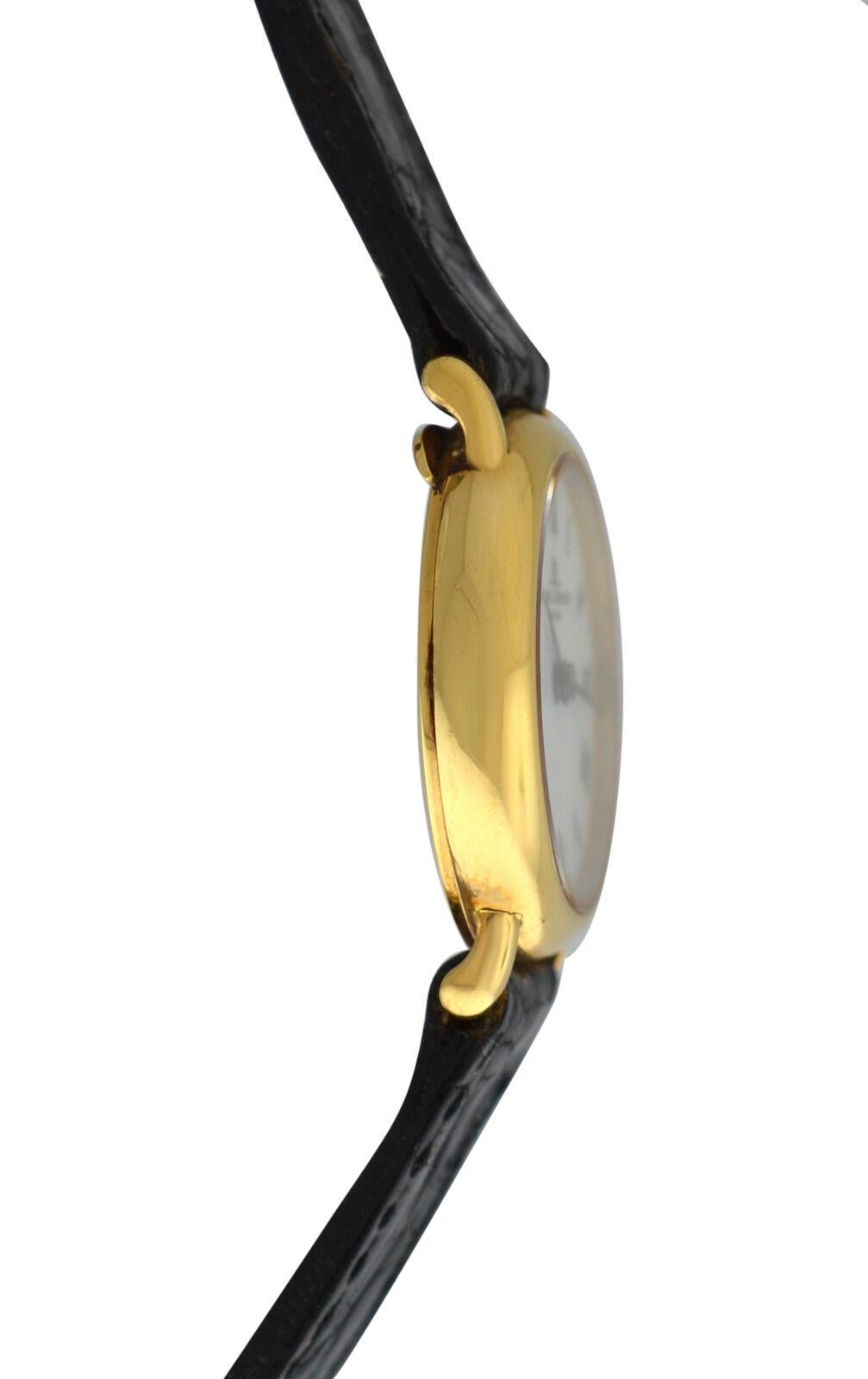 Ladies Baume & Mercier 16682 Solid 18 Karat Yellow Gold Quartz Watch In New Condition For Sale In New York, NY