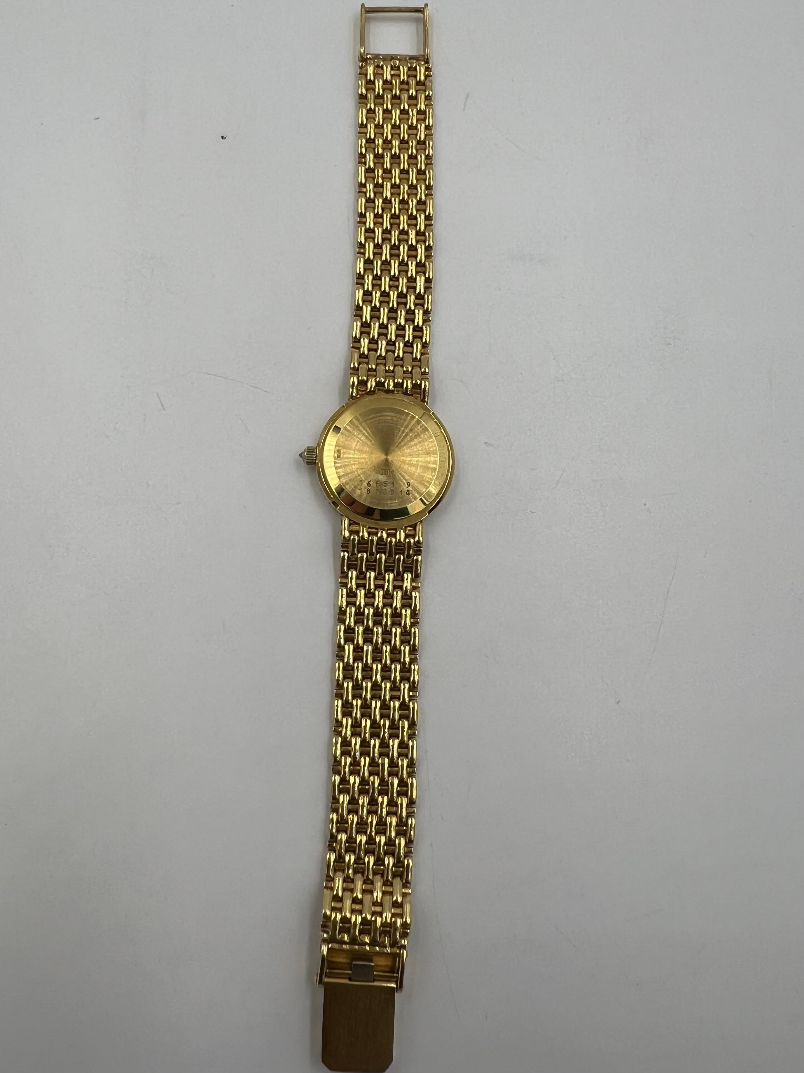 Ladies Baume & Mercier Diamond Yellow Gold Wristwatch  In Good Condition For Sale In Los Angeles, CA