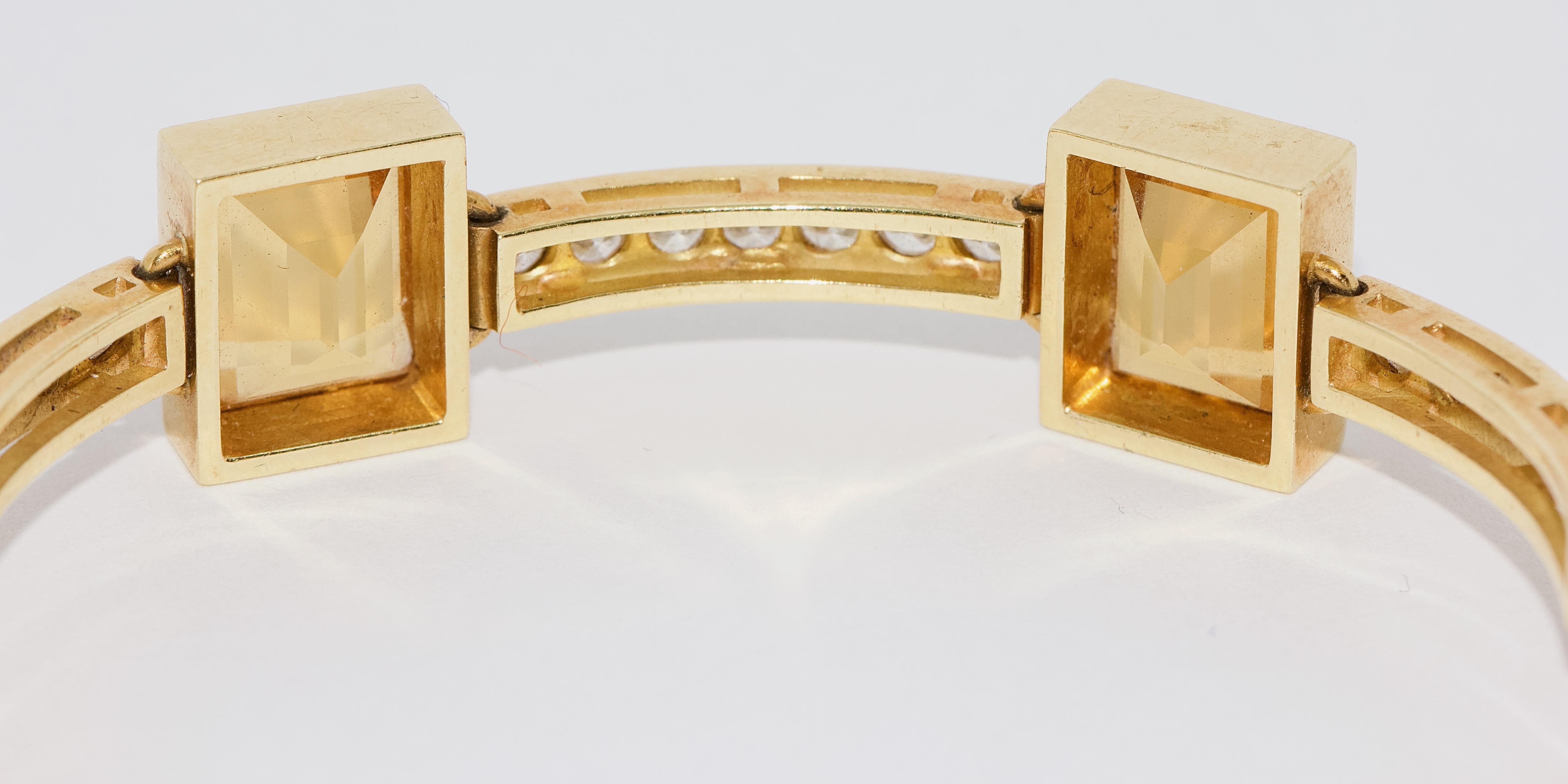 Round Cut Ladies Bracelet, Bangle in 18 Karat Gold, Set with Citrines and 41 Diamonds For Sale