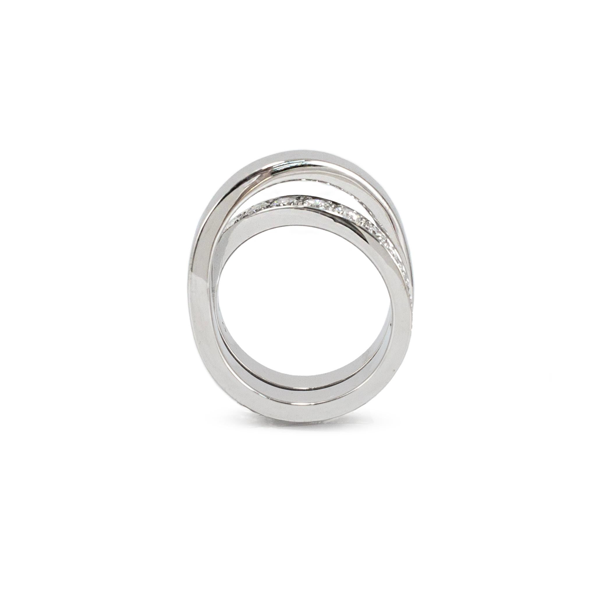 De las mujeres Anillo cruzado de diamantes Cartier Paris Nouvelle Vague de oro blanco de 18 quilates para señora en venta