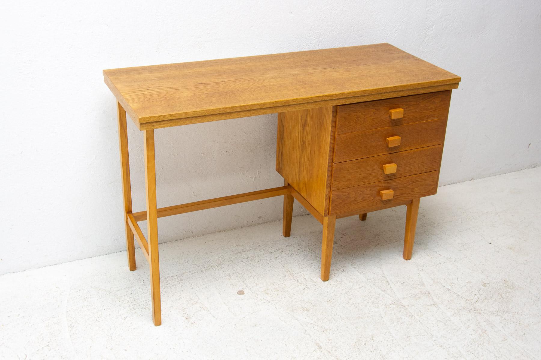 Ladies desk from HIKOR, 1980´s, Czechoslovakia For Sale 13