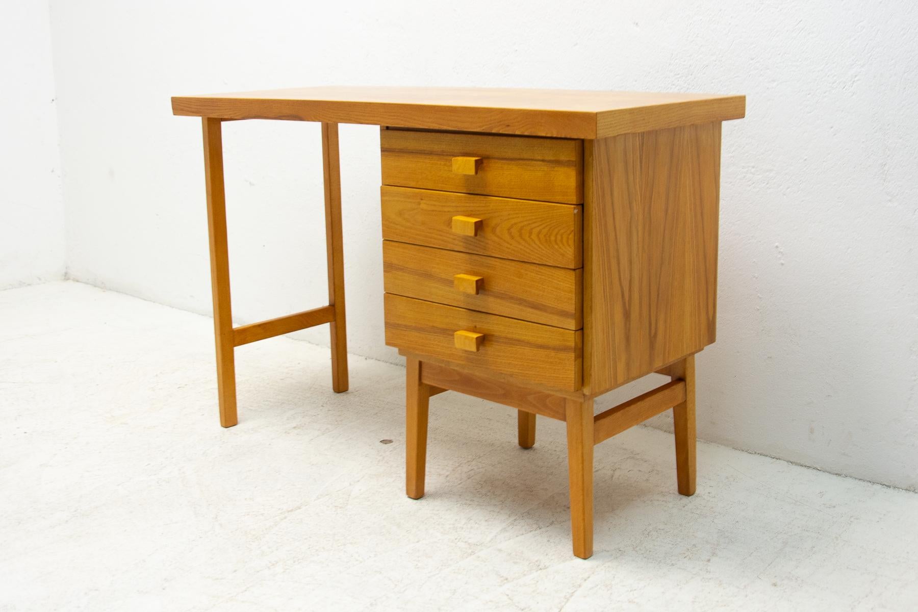Ladies Desk from Hikor, 1980s, Czechoslovakia In Good Condition For Sale In Prague 8, CZ