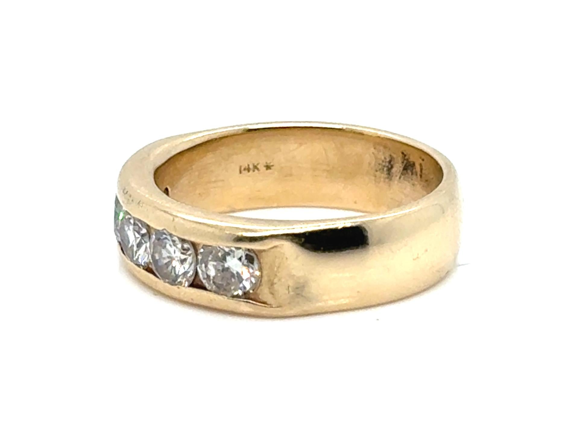 Damen Diamant 5 Stein Ehering 1 Karat Jahrestag Band 14K Gelbgold




Verfügt über 5 zusammenpassende runde Diamanten im Brillantschliff von insgesamt 1 Karat

Über $365 in Goldwert

Weit unter dem Großhandel

Wir haben das passende Herrenband

100%