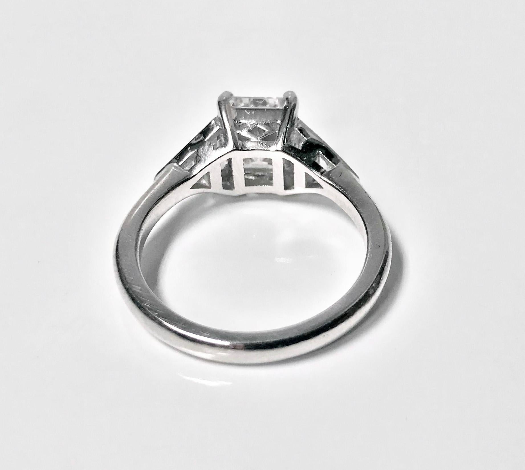 Emerald Cut Diamond Platinum Ring, 20th Century In Good Condition In Toronto, ON