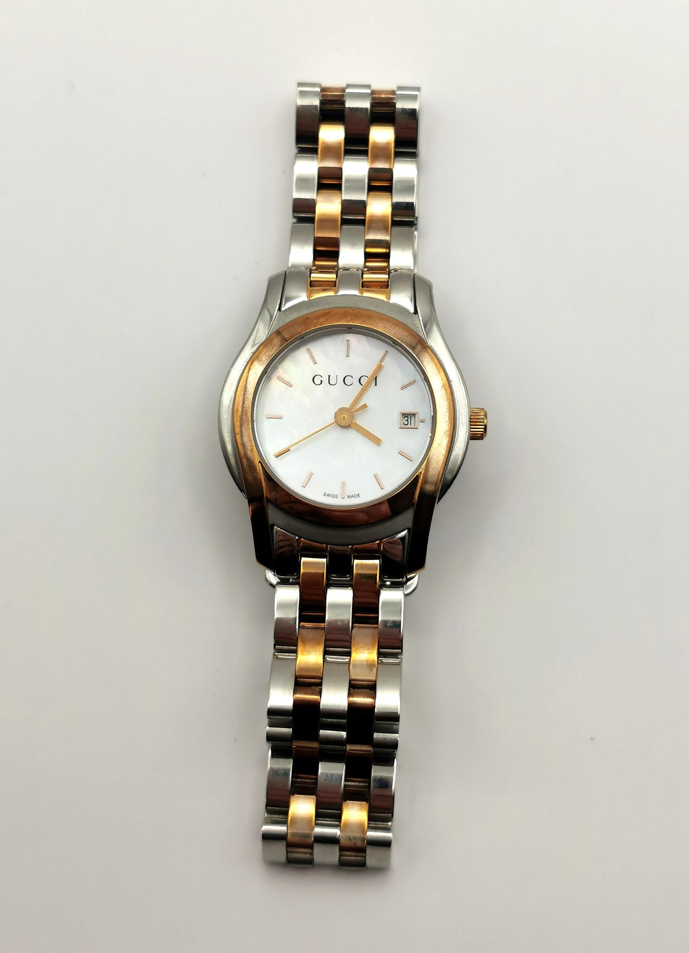 Ladies Gucci 5500L wristwatch, Stainless steel and Gold plated 9