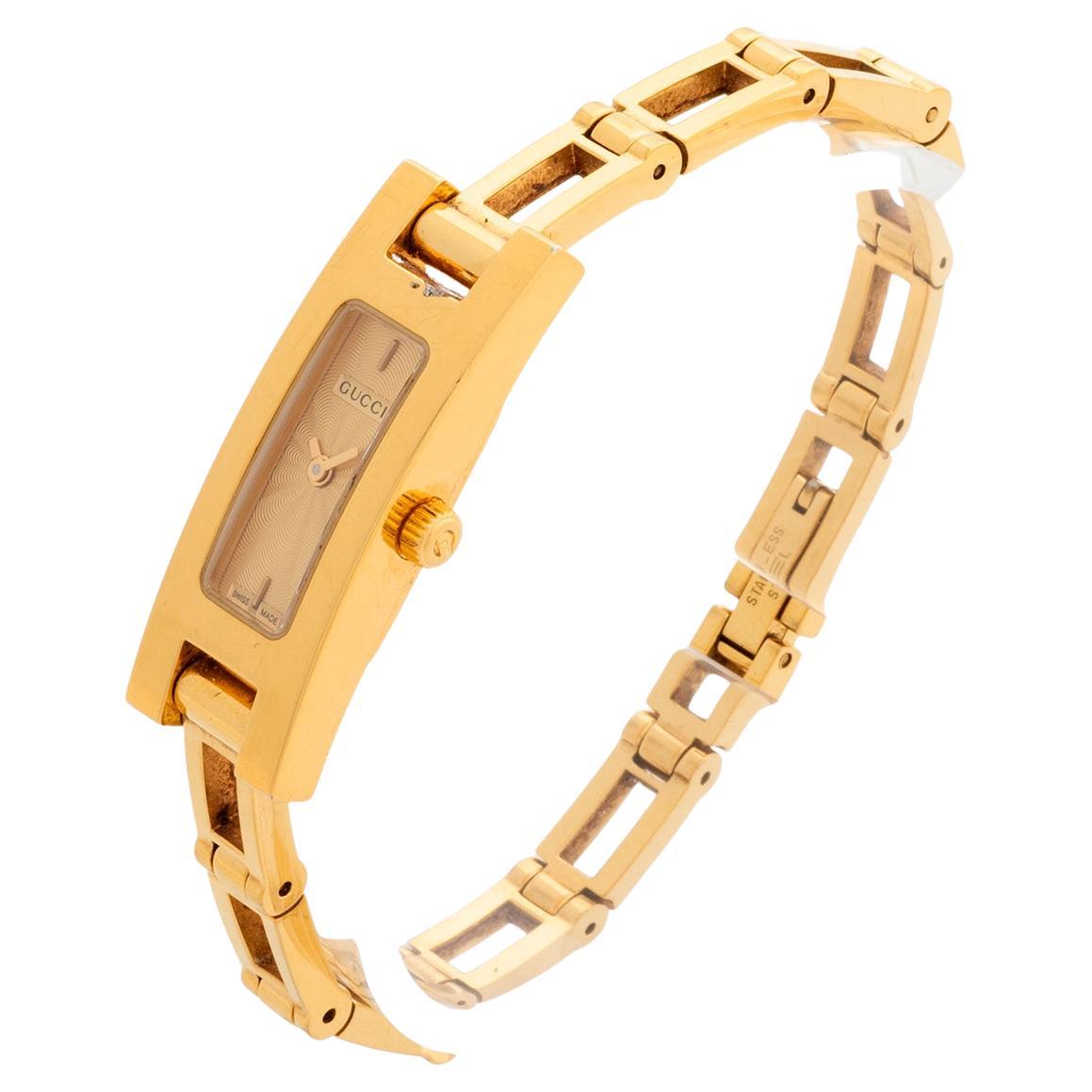 Orologio da polso da donna Gucci Ref 3900L, placcato in oro, quadrante effetto polvere di stelle, C.C.