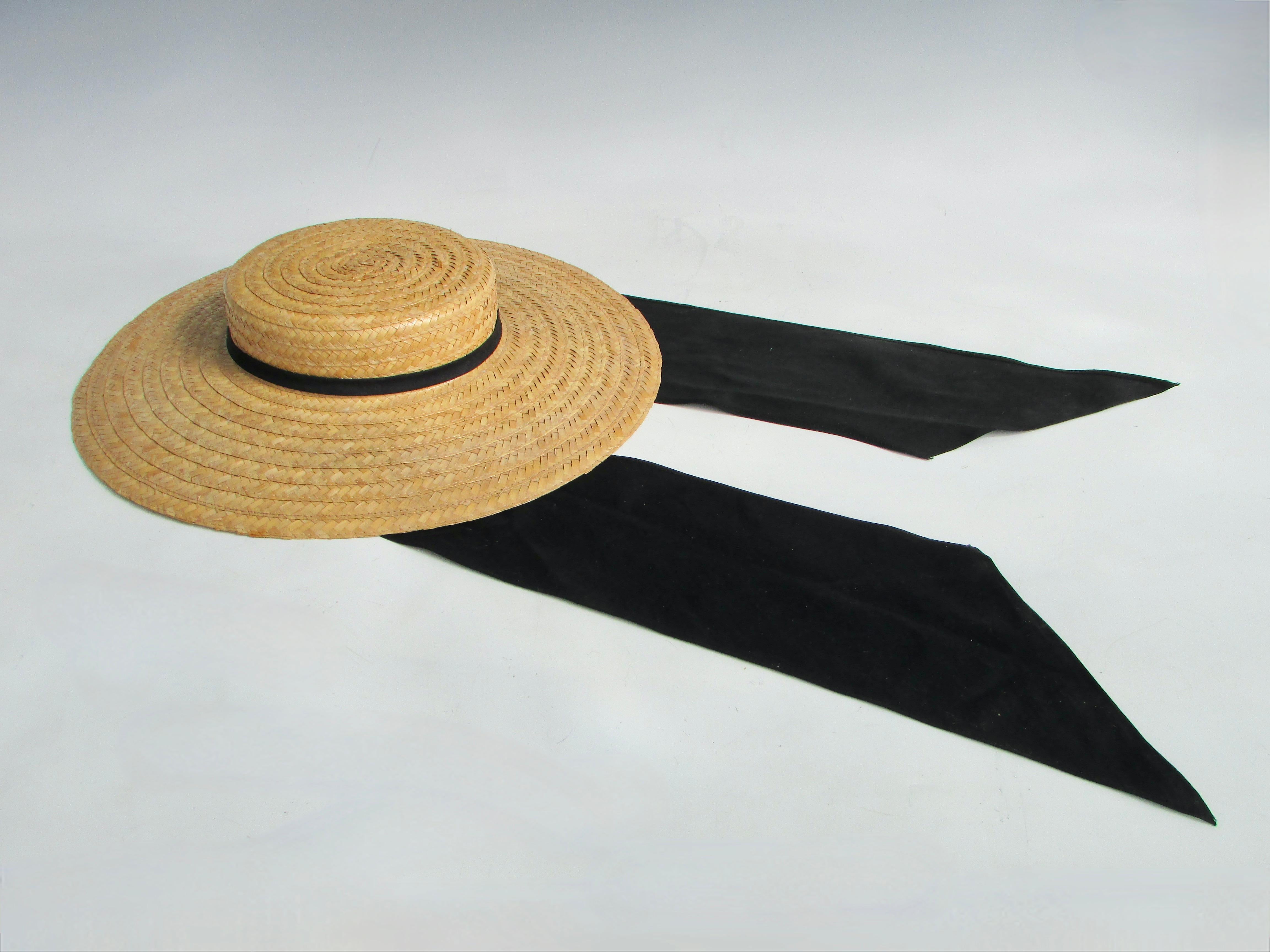 Mid-Century Modern Ladies Happy Capper Straw Hat Field Co. Los Angeles Never Worn with String Tag For Sale