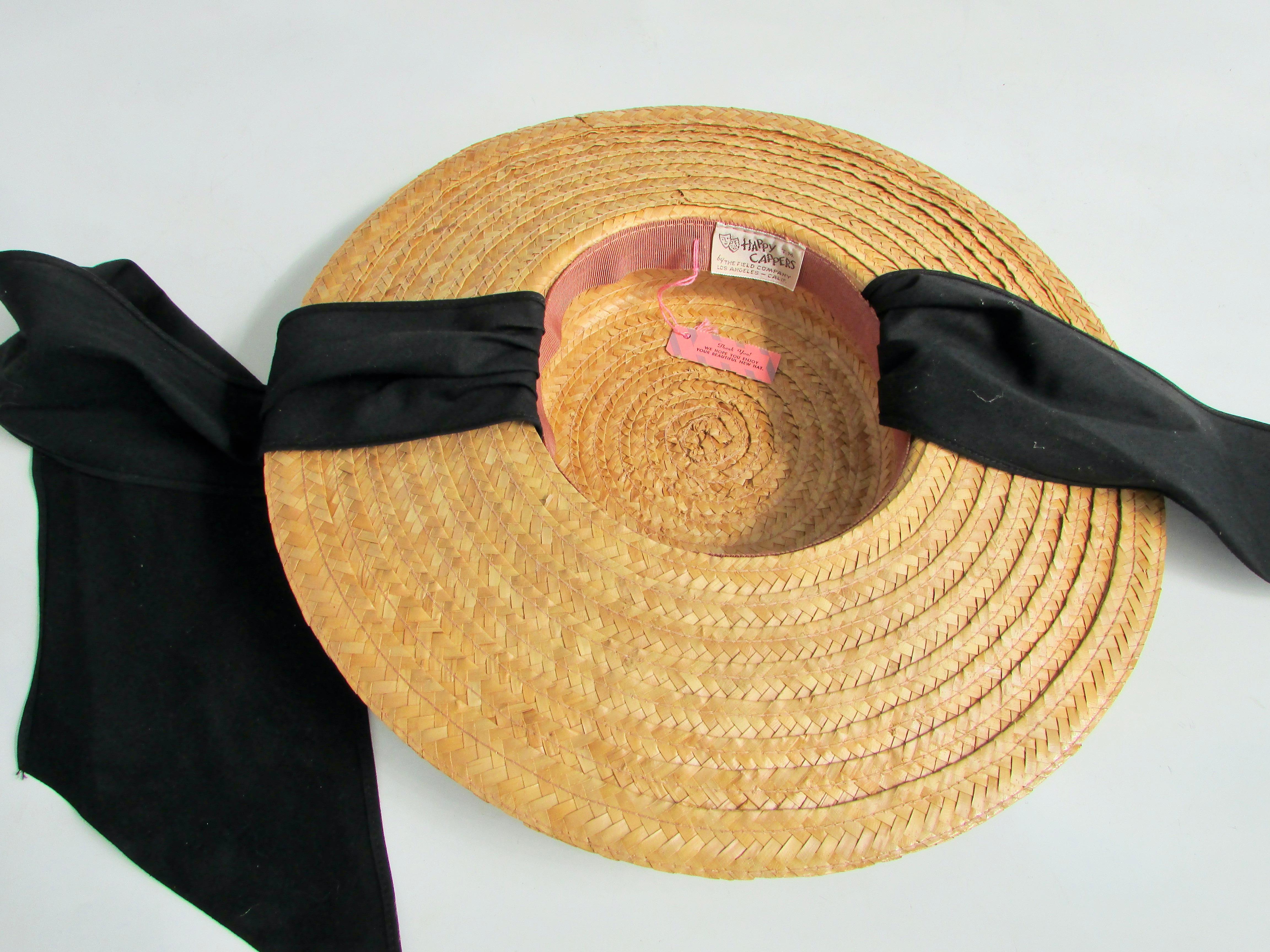 American Ladies Happy Capper Straw Hat Field Co. Los Angeles Never Worn with String Tag For Sale