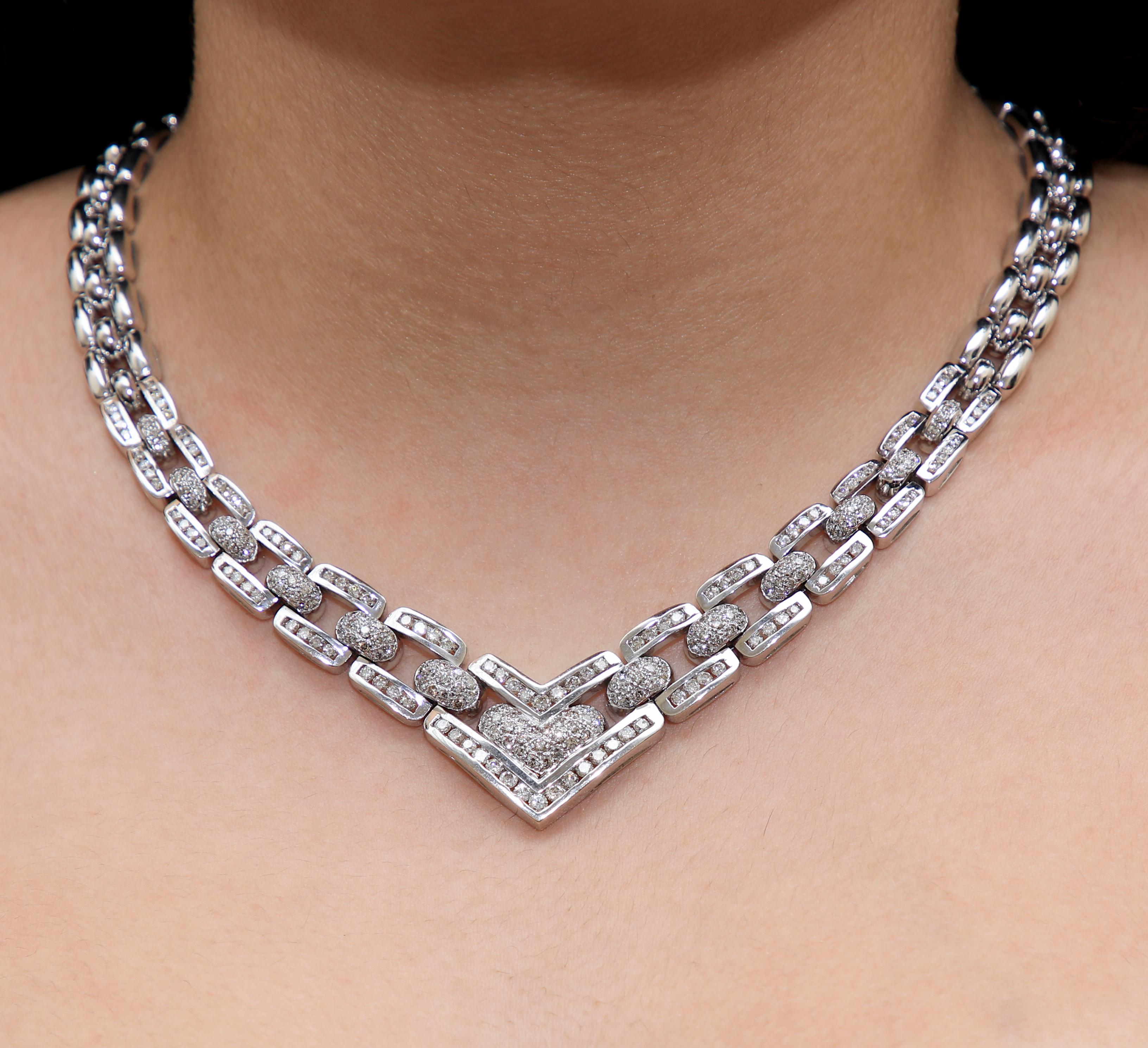 Collana Donna A Link 8,00 Carati con Pavé e Diamanti Incastonati in vendita 1
