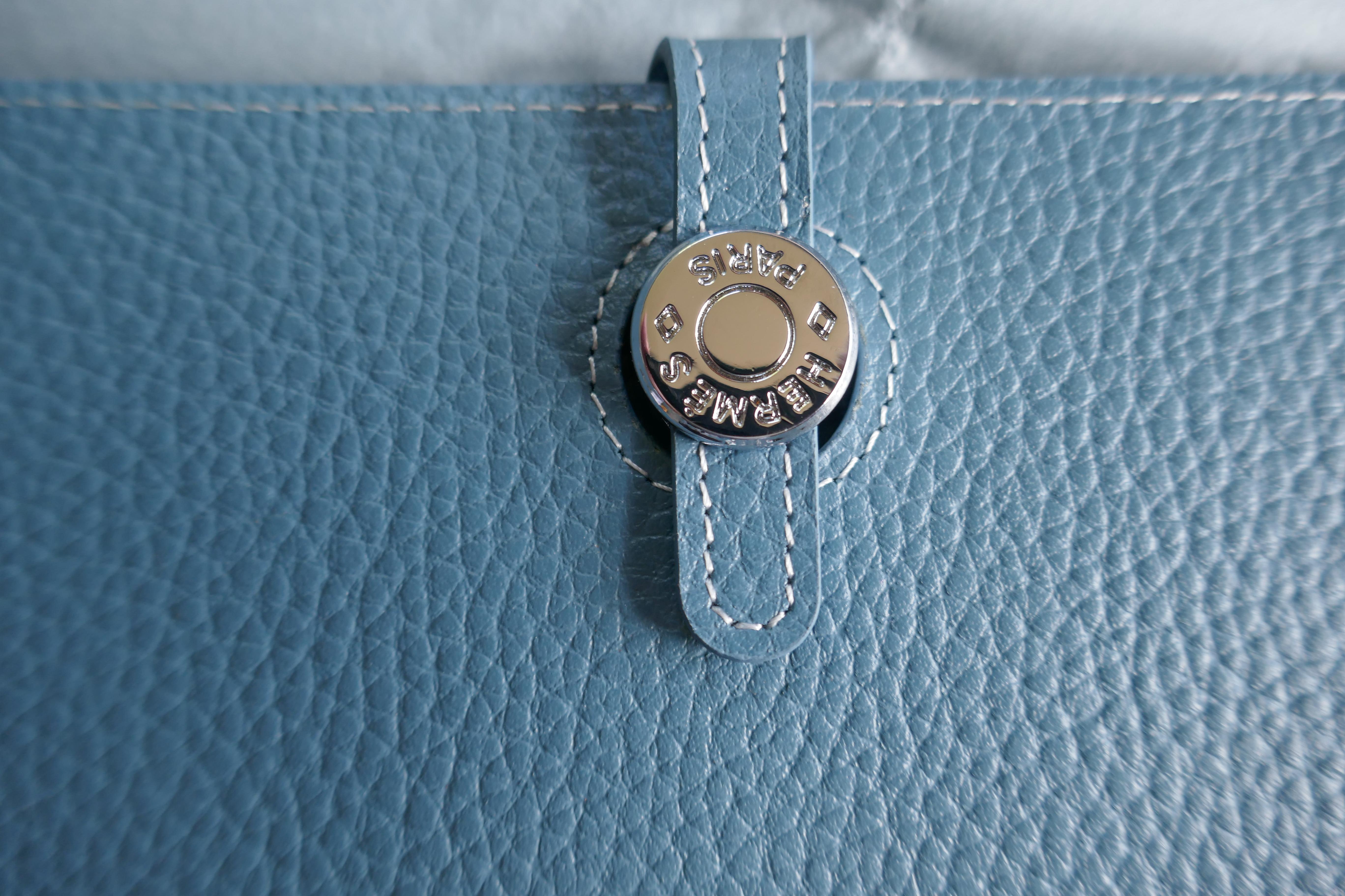 Ladies Hermes Paris Blue/ Grey Togo Calfskin Dogon Duo Wallet with Purse In Excellent Condition In Chillerton, Isle of Wight