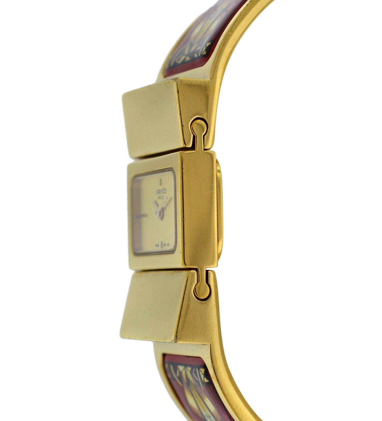 Brand	Hermes
Model	Paris Loquet L01.201
Gender	Ladies
Condition	Pre-owned
Movement	Swiss Quartz
Case Material	Gold Plated Steel
Bracelet / Strap Material	
Gold Plated Steel

Clasp / Buckle Material	
Gold plated Steel	
Clasp Type	Jewelry