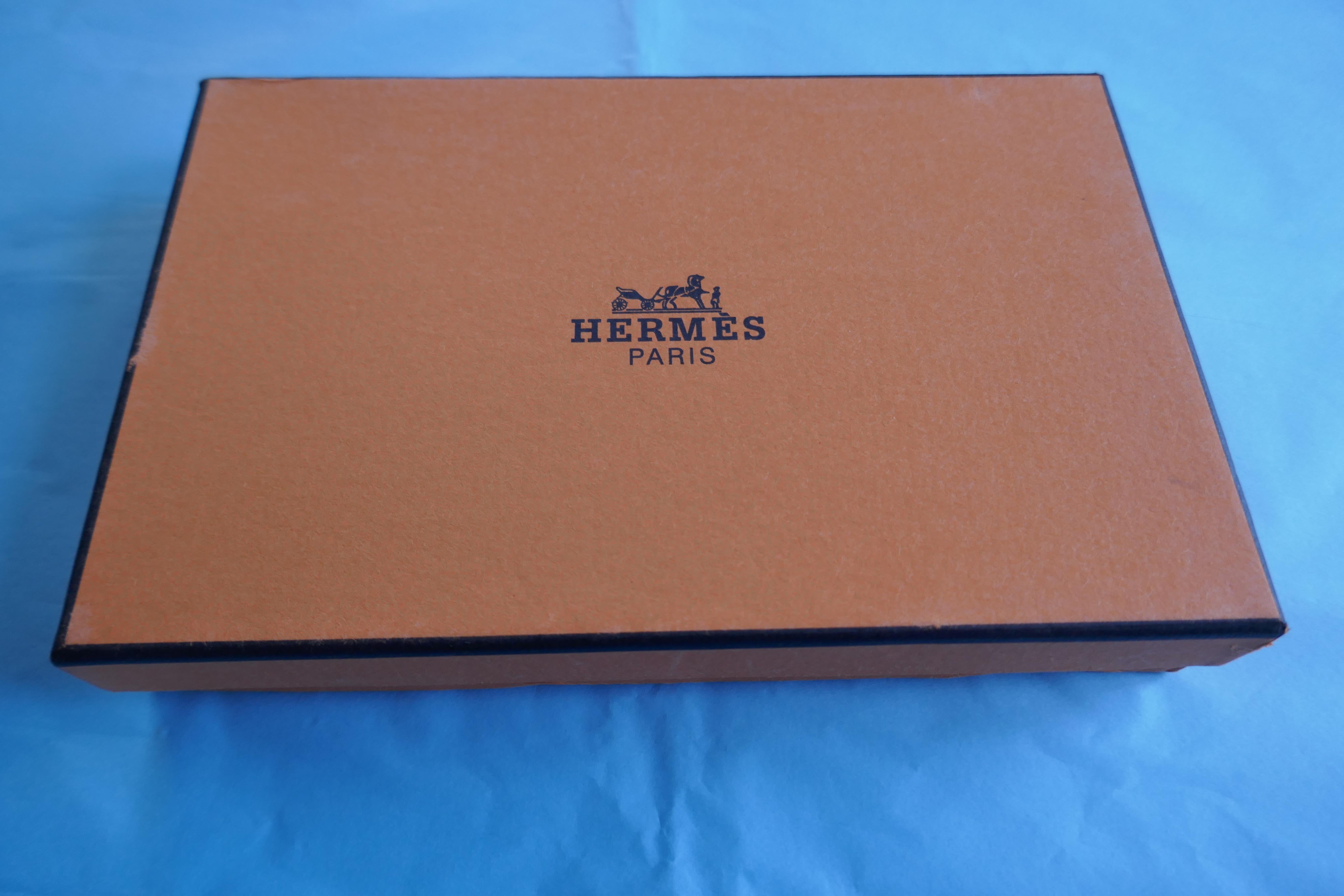 Ladies Hermes Paris Red Togo Calfskin Dogon Duo Wallet with Purse 5