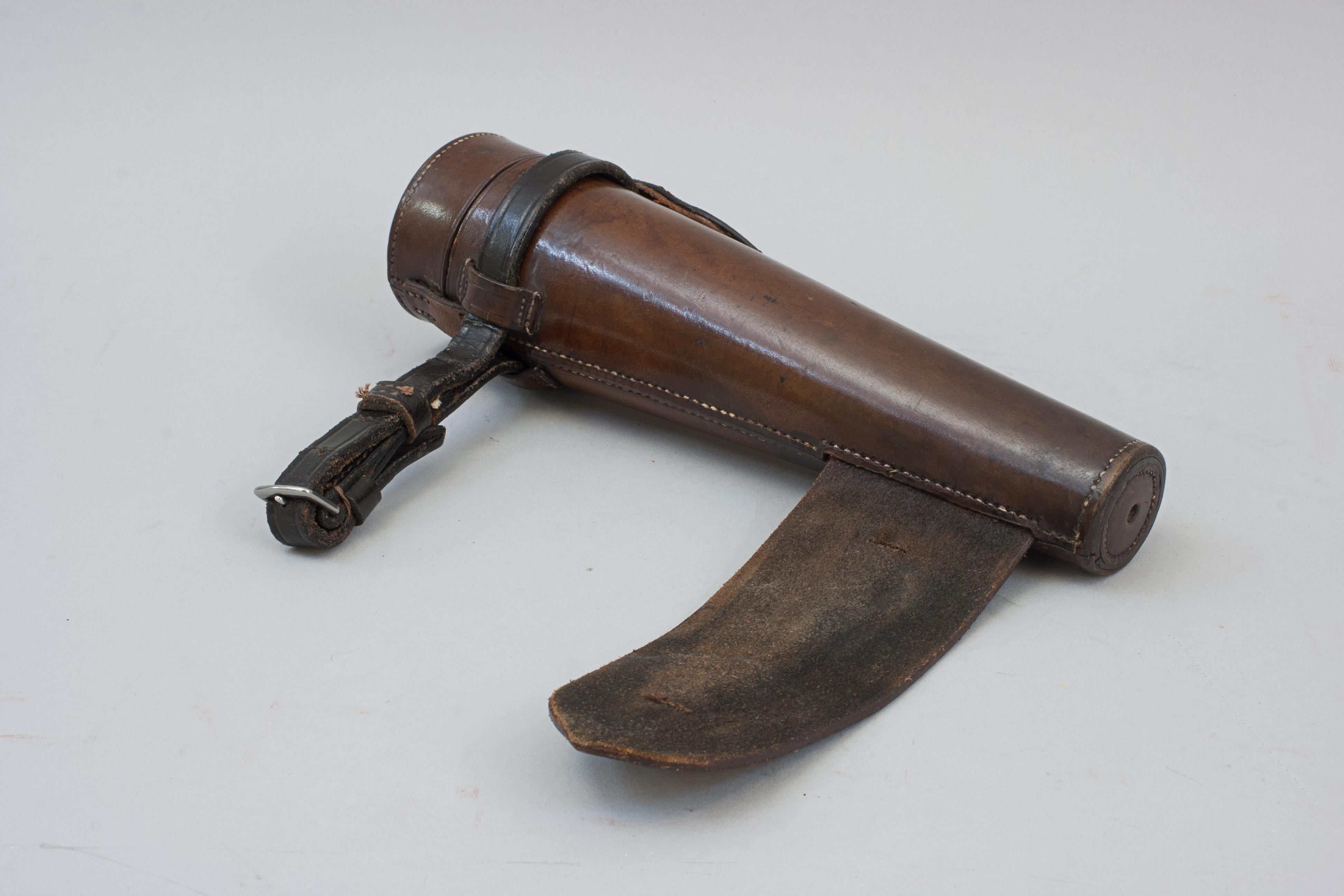 Flasque de chasse pour dames dans un étui en vente 4