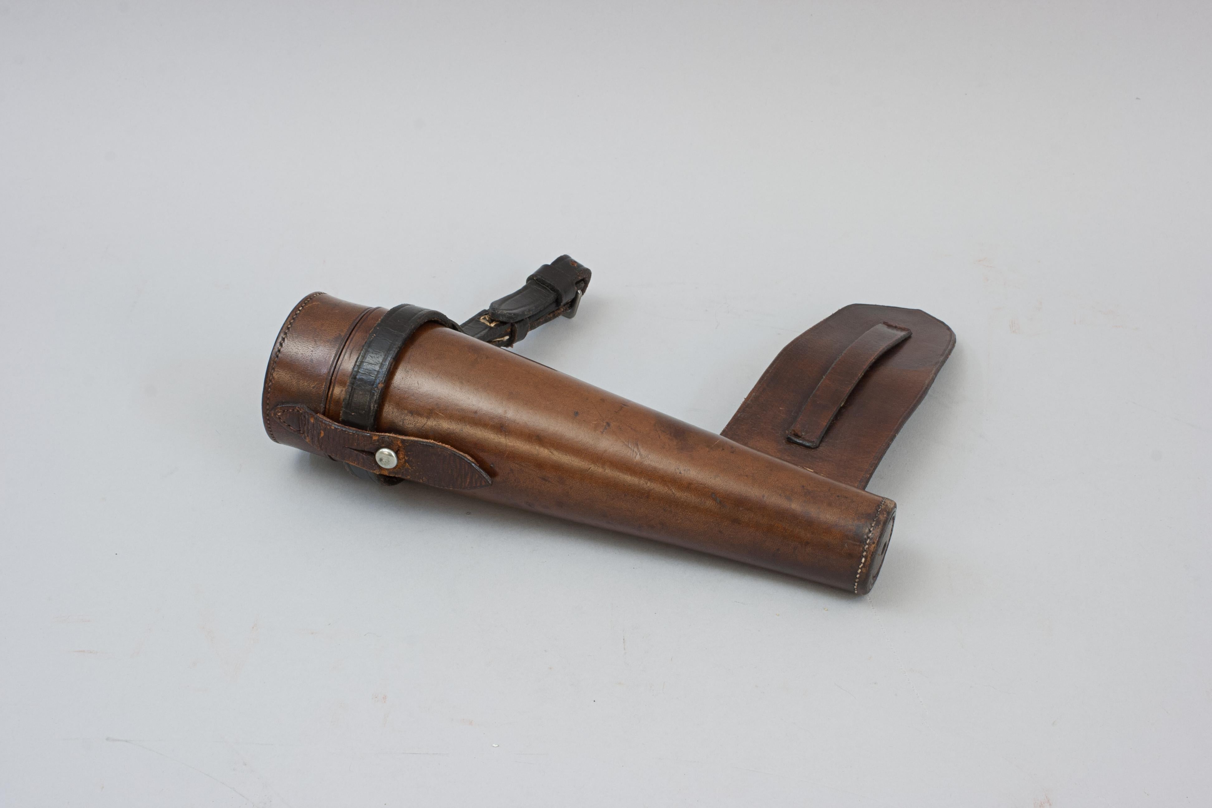 Flasque de chasse pour dames dans un étui en vente 7