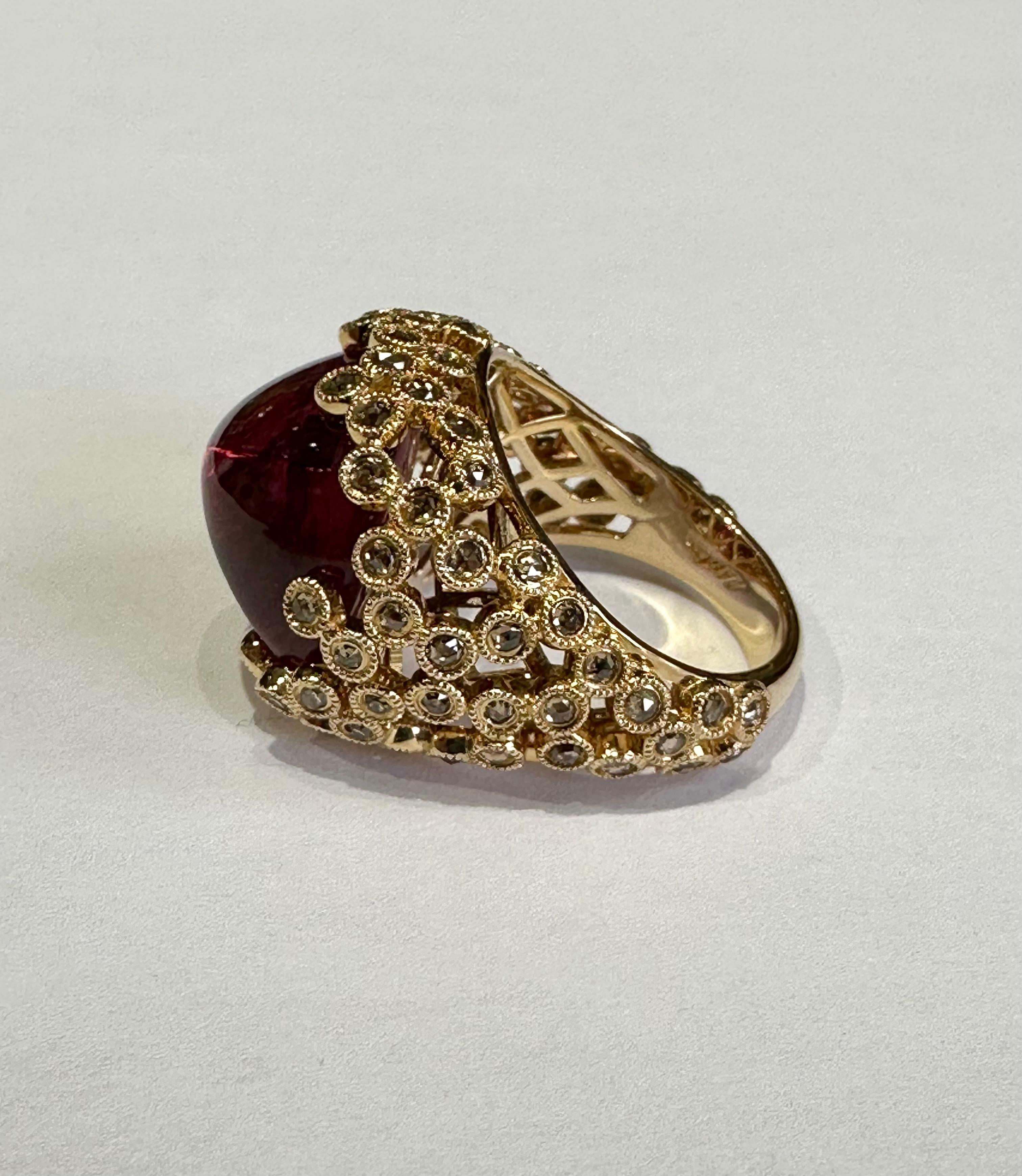 Modern Ladies Large Red Sugarloaf Rubellite 18.38 CT & Cognac Diamond  Ring 14K Gold For Sale