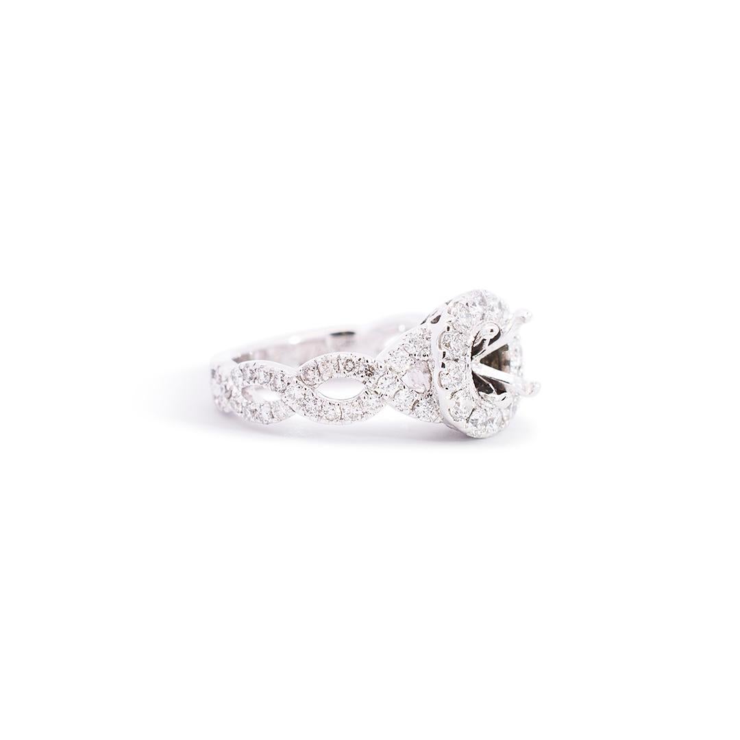 Ladies Neil Lane 14k White Gold Semi Mount Halo Diamond Engagement Ring In Excellent Condition In Houston, TX