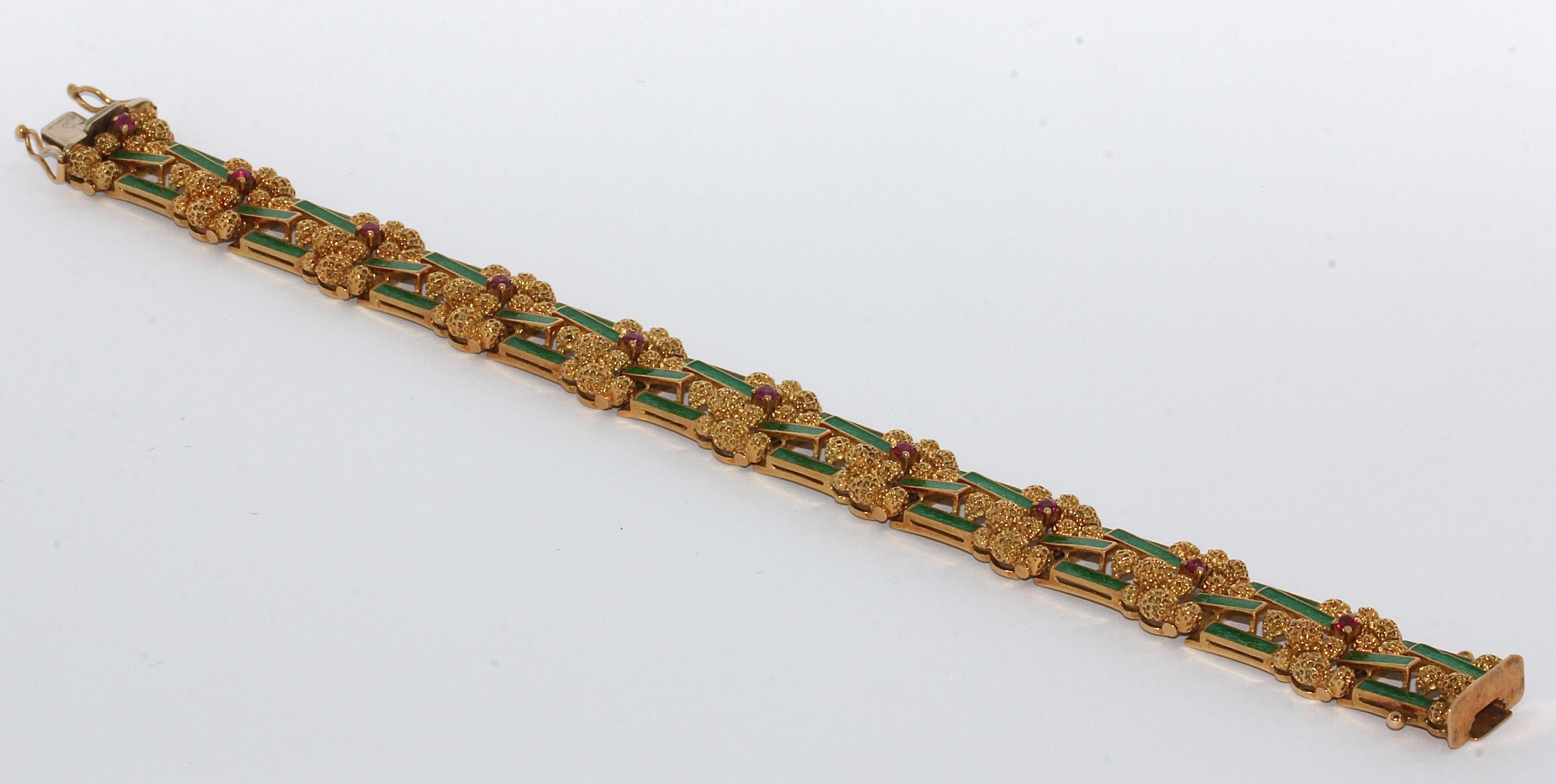 Round Cut Ladies Nugget Gold Bracelet, 18 Karat, Set with Green Enamel and Rubies For Sale