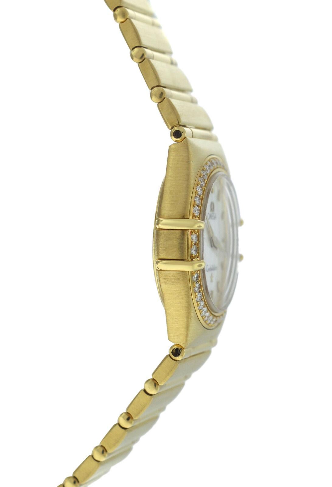 Modern Ladies Omega Constellation 18 Karat Gold Mother of Pearl Diamond Quartz Watch For Sale