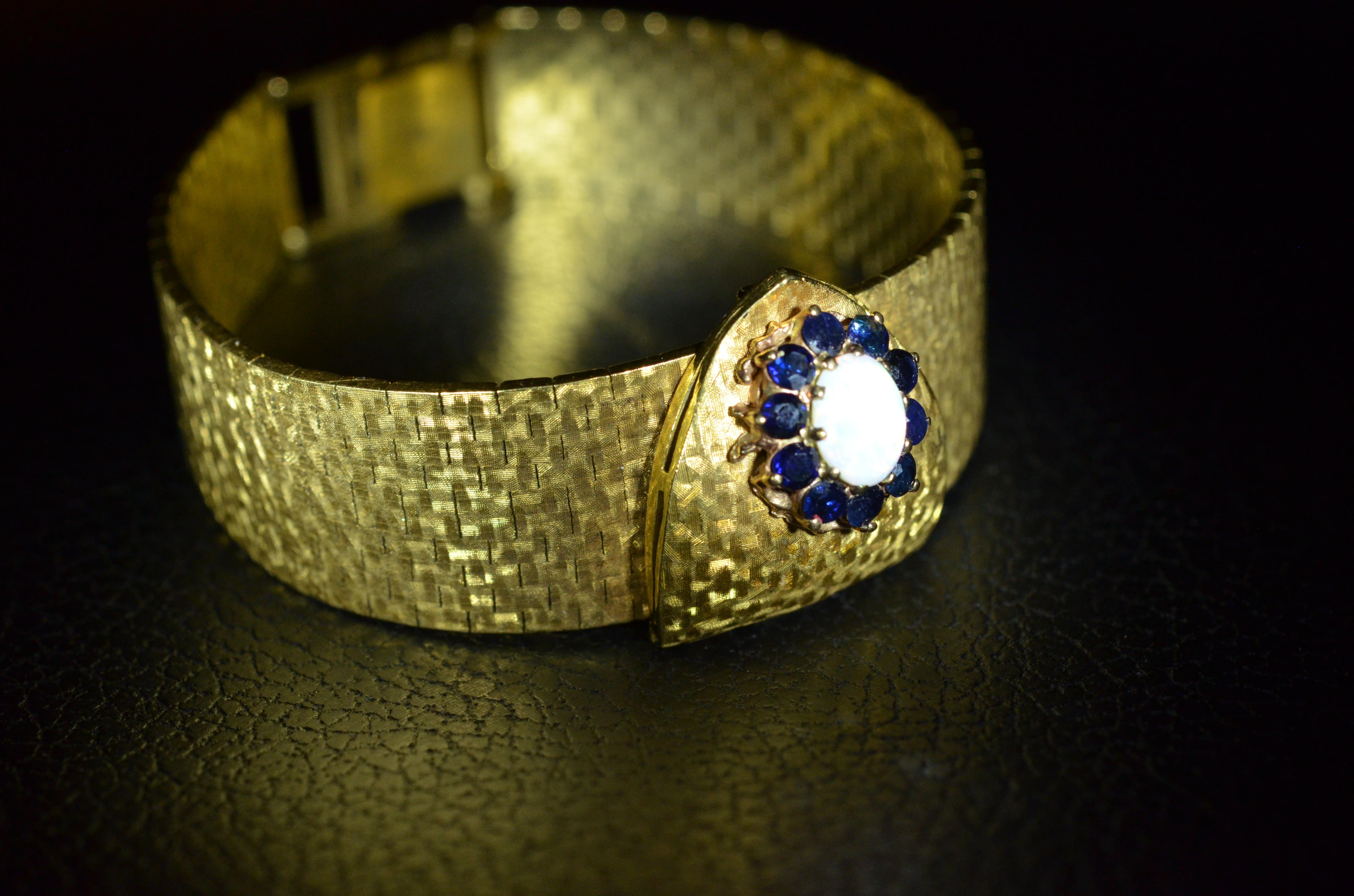 Ladies Omega Deville Wristwatch in Yellow Gold with Opal and Sapphires In Good Condition For Sale In Warrington, PA