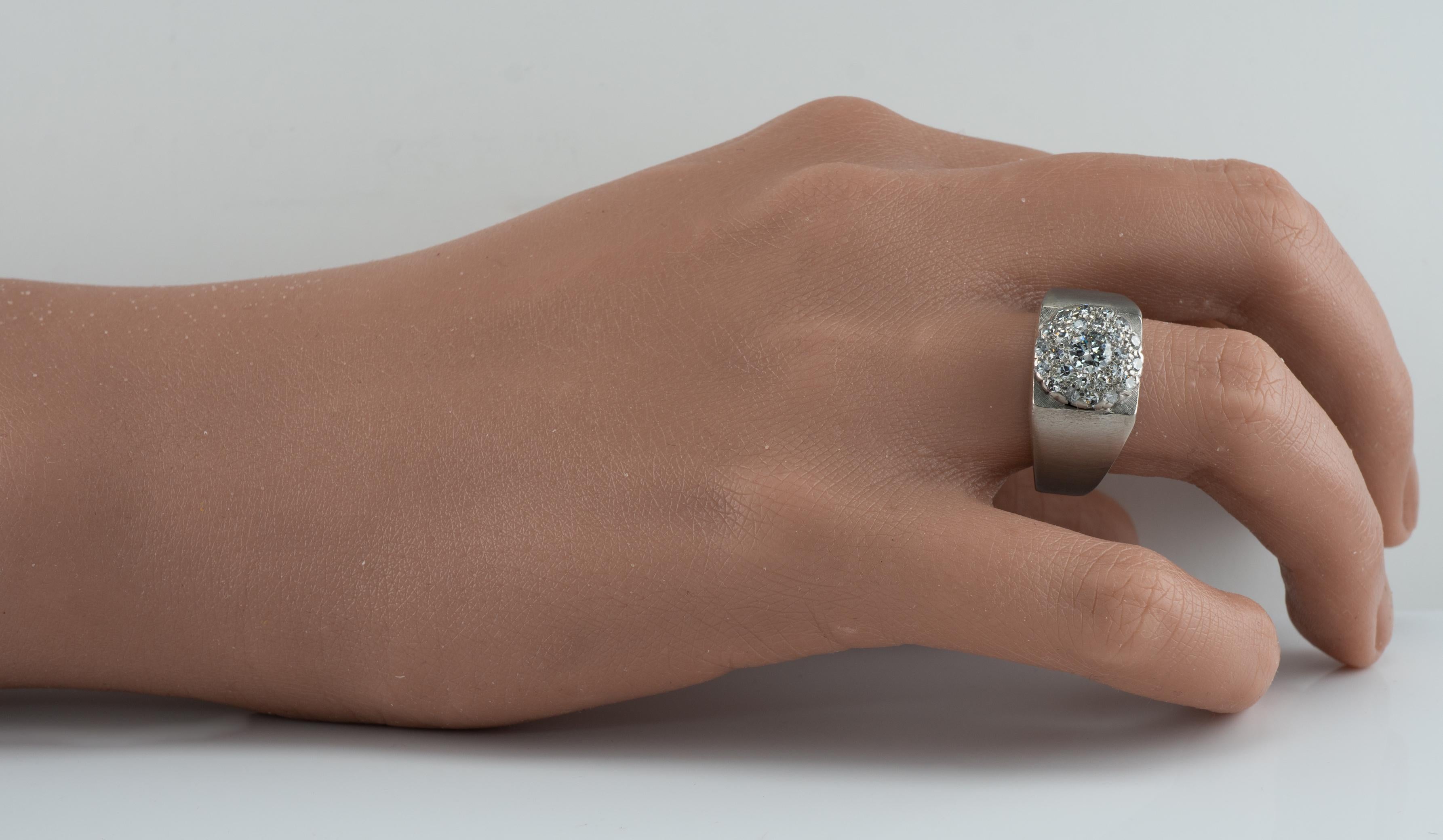 Bague pour femme ou homme en or blanc 14K avec diamant 1.05 TDW en vente 5