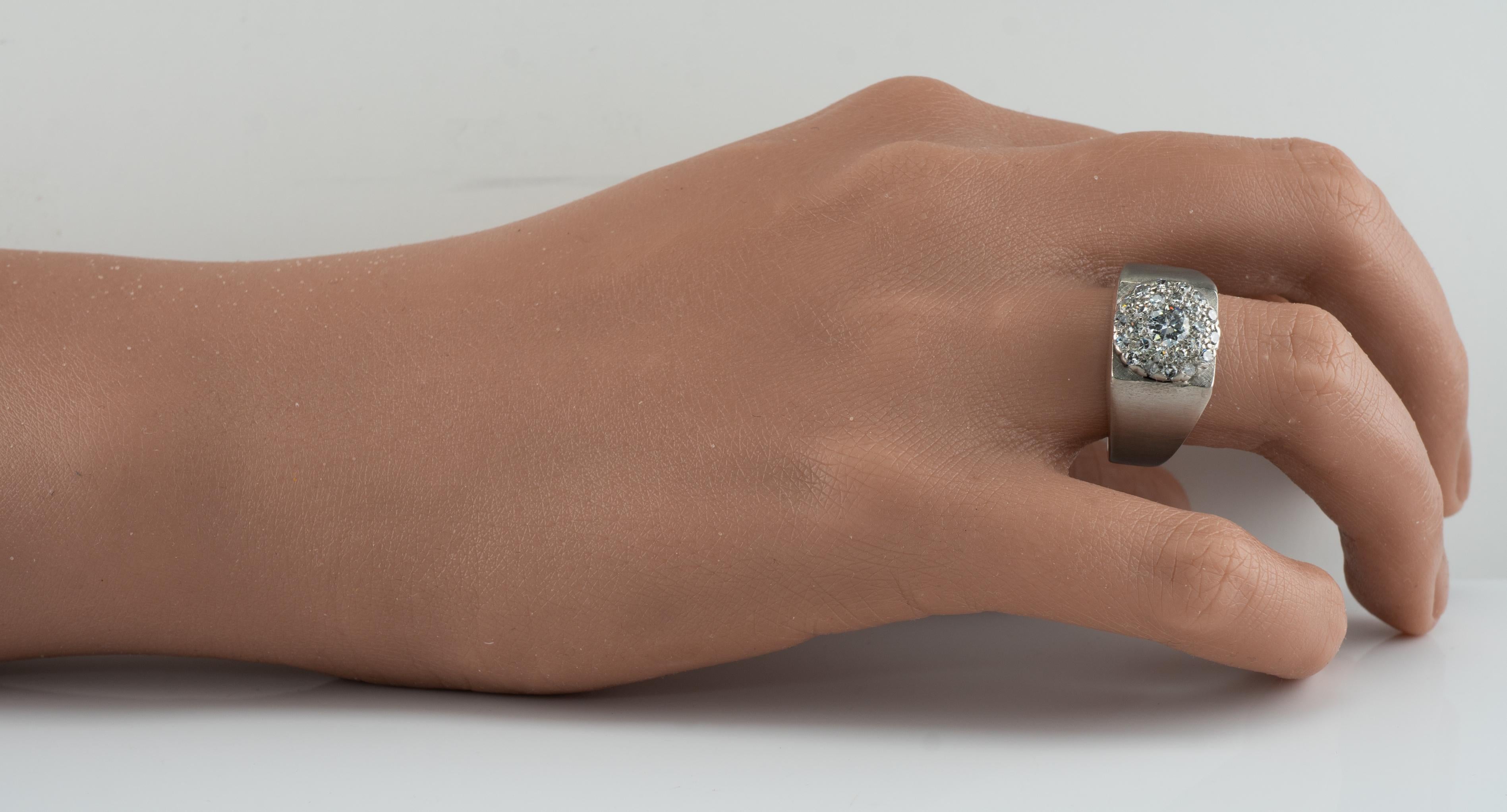 Ladies or Mens Diamond Ring Band 14K White Gold 1.05 TDW For Sale 5