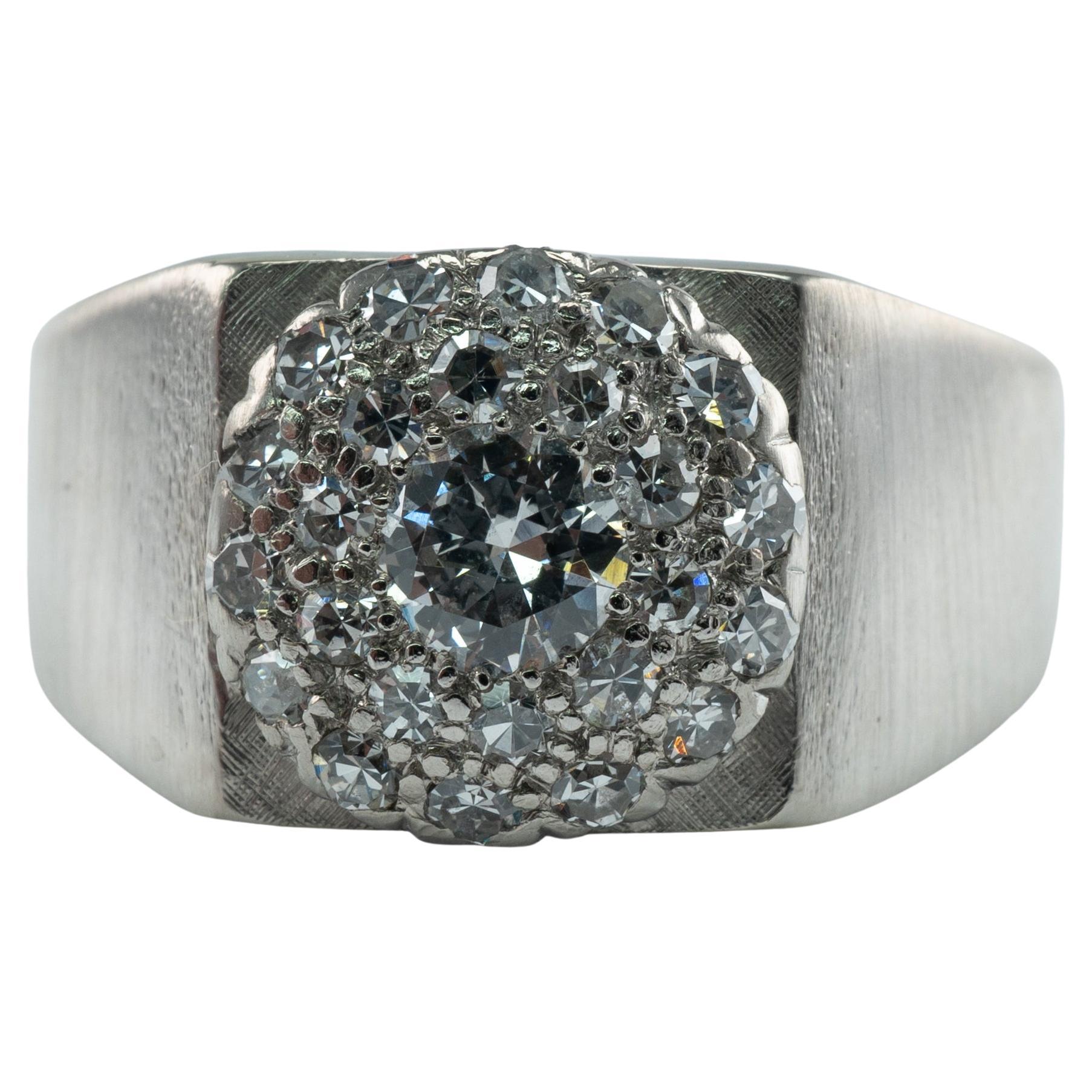 Bague pour femme ou homme en or blanc 14K avec diamant 1.05 TDW en vente
