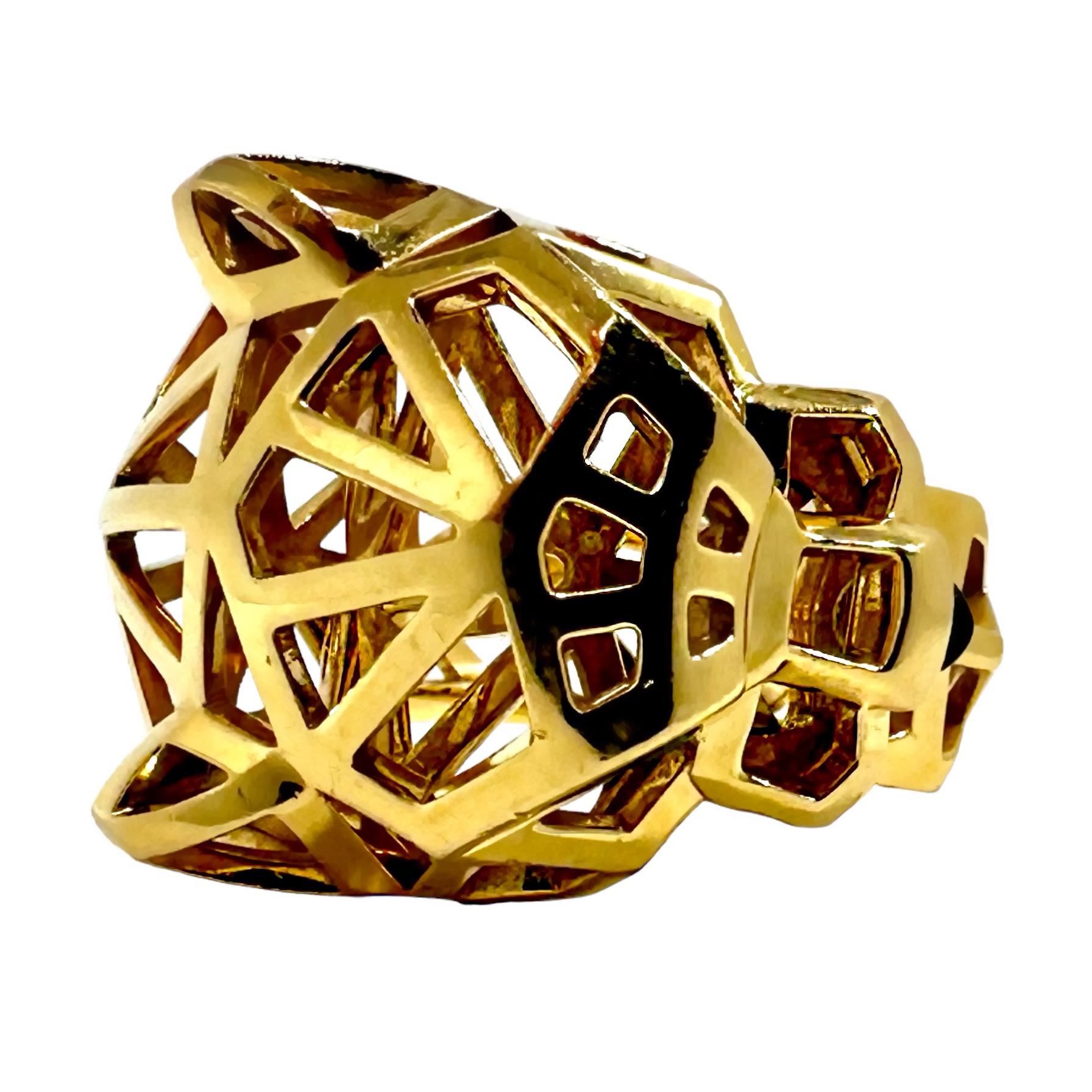 Women's or Men's Ladies Panthere de Cartier Ring in Gold with Tsavorite Garnet Eyes & Onyx Nose For Sale