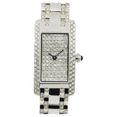 Montre pour femme en or 14 carats avec diamants pavés, en stock