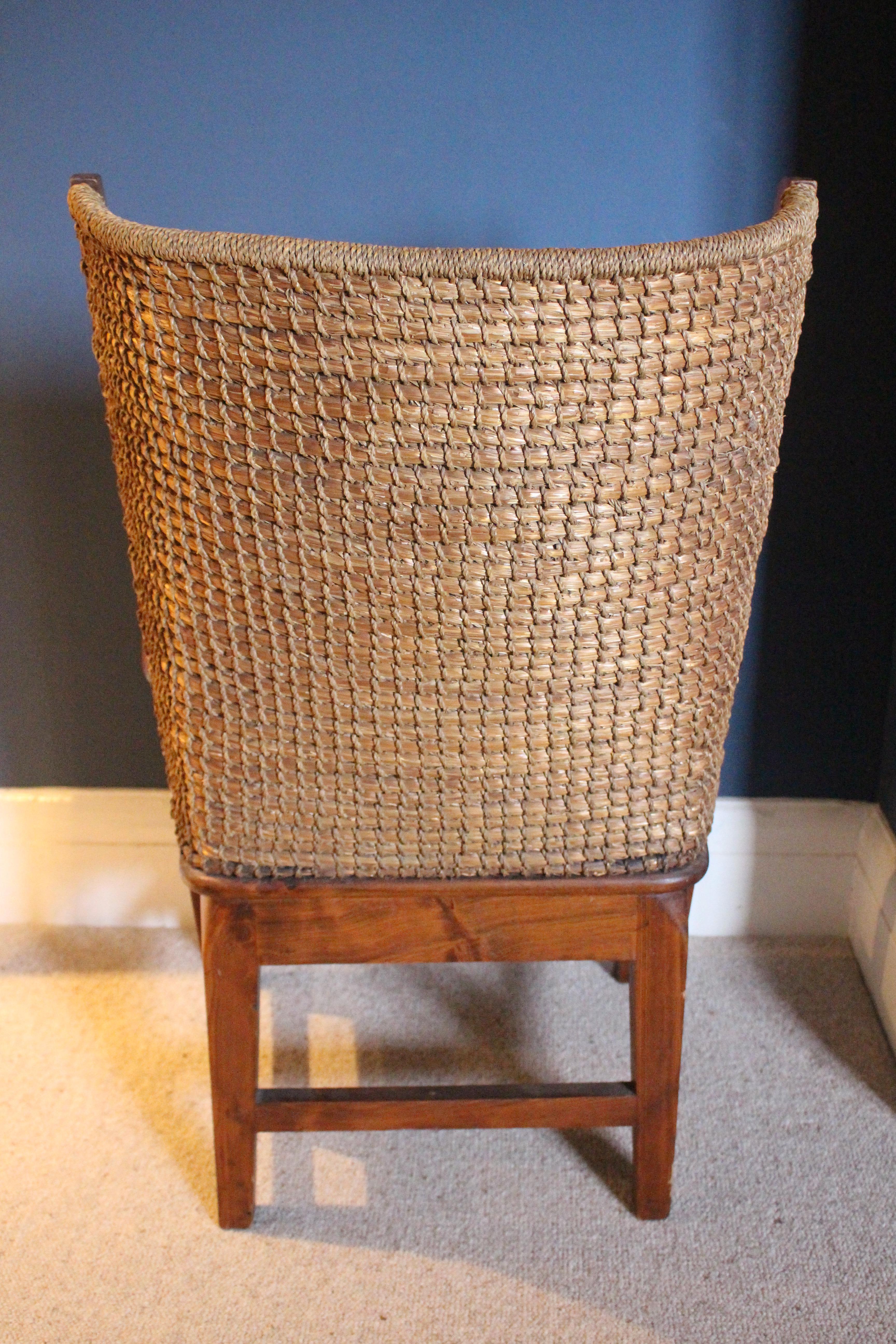 Ladies Pine Orkney Chair of Small Proportions, circa 1920 In Good Condition In Heathfield, East Sussex
