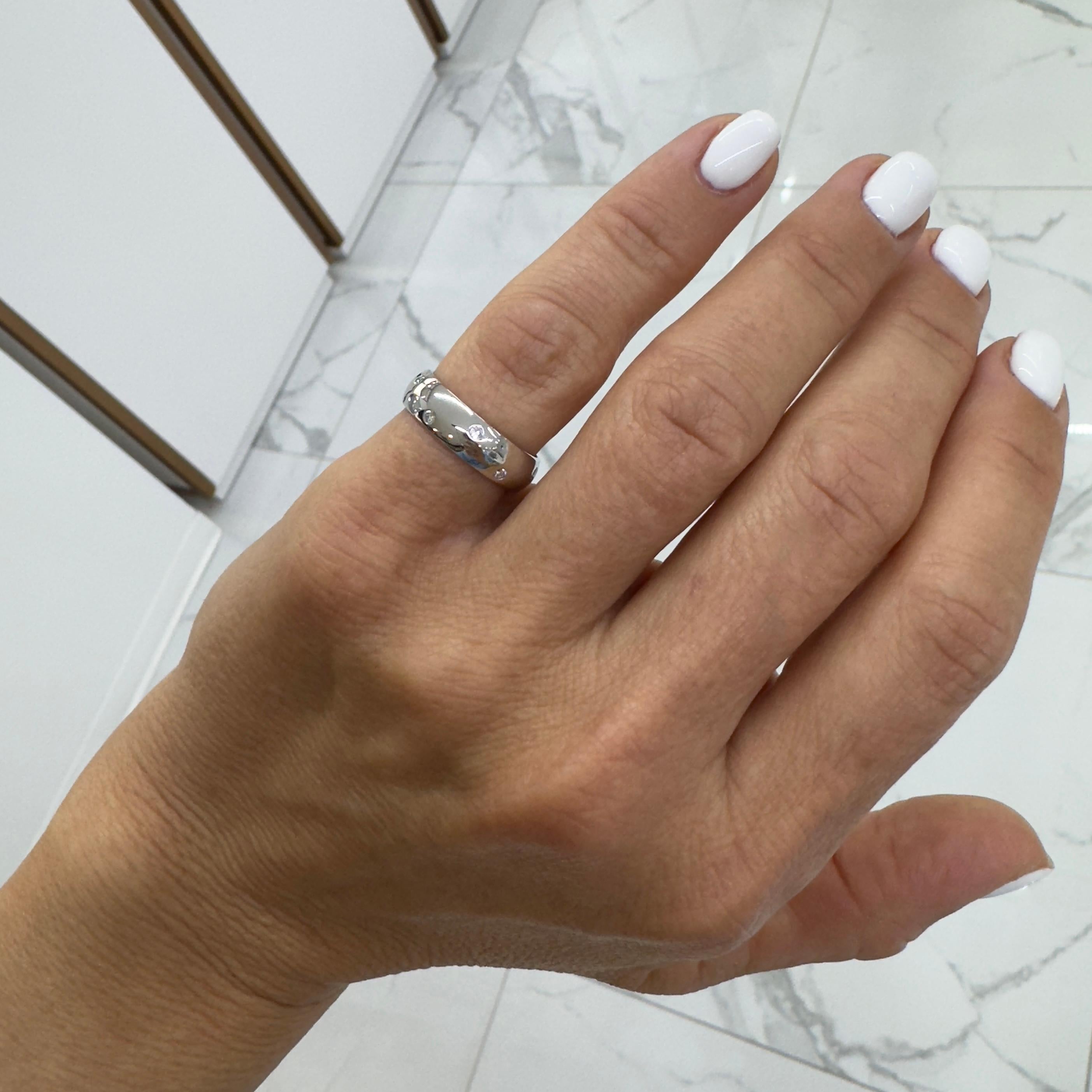 Anello da donna in platino con diamante in vendita 1