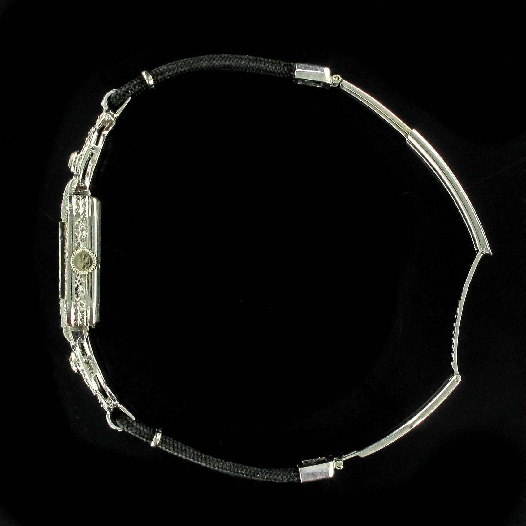 Franzsische mechanische Damenarmbanduhr aus Platin und Weigold mit Diamanten im Art dco-Stil, 1925 im Angebot 1