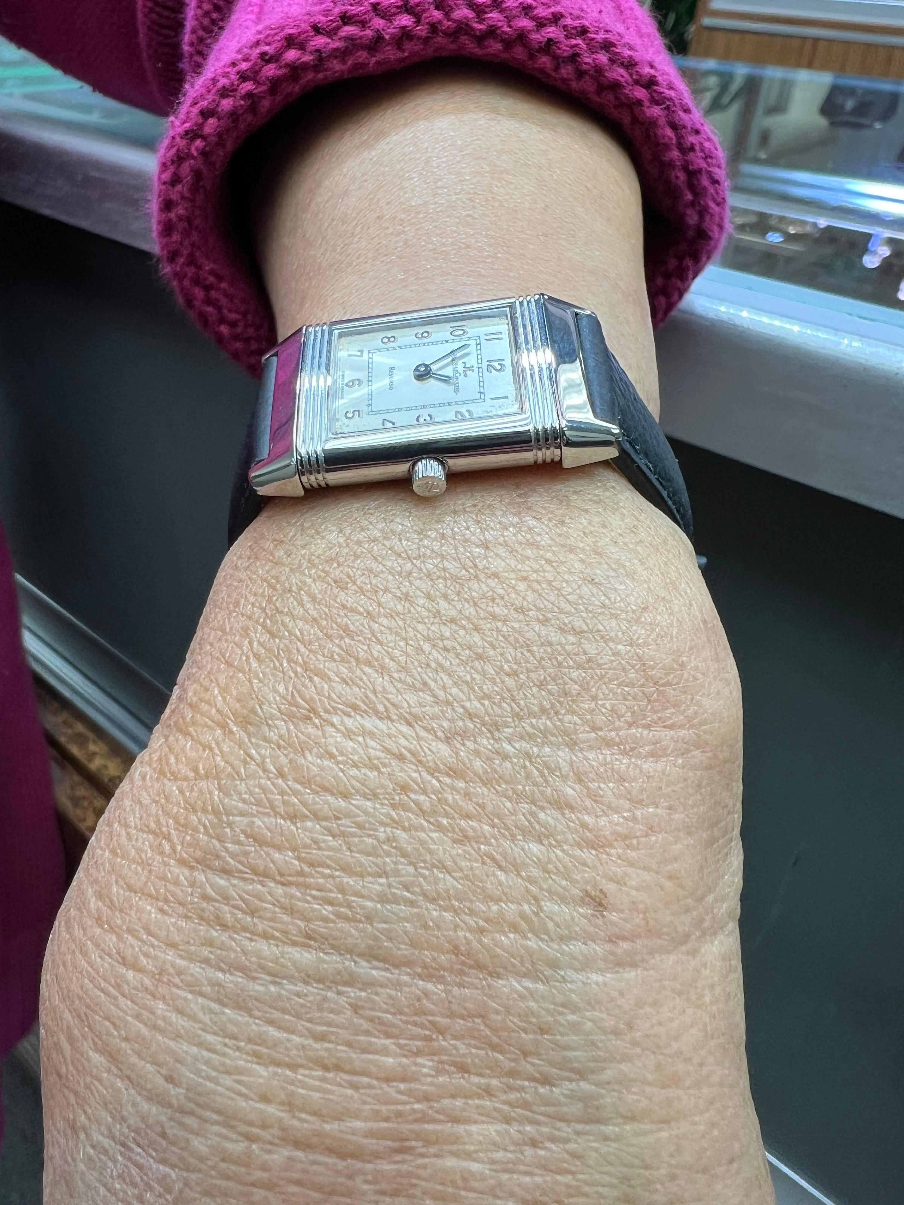 Ladies Reverso Le Coultre Manual Wind Steel Wristwatch 1990s In Good Condition In Los Angeles, CA