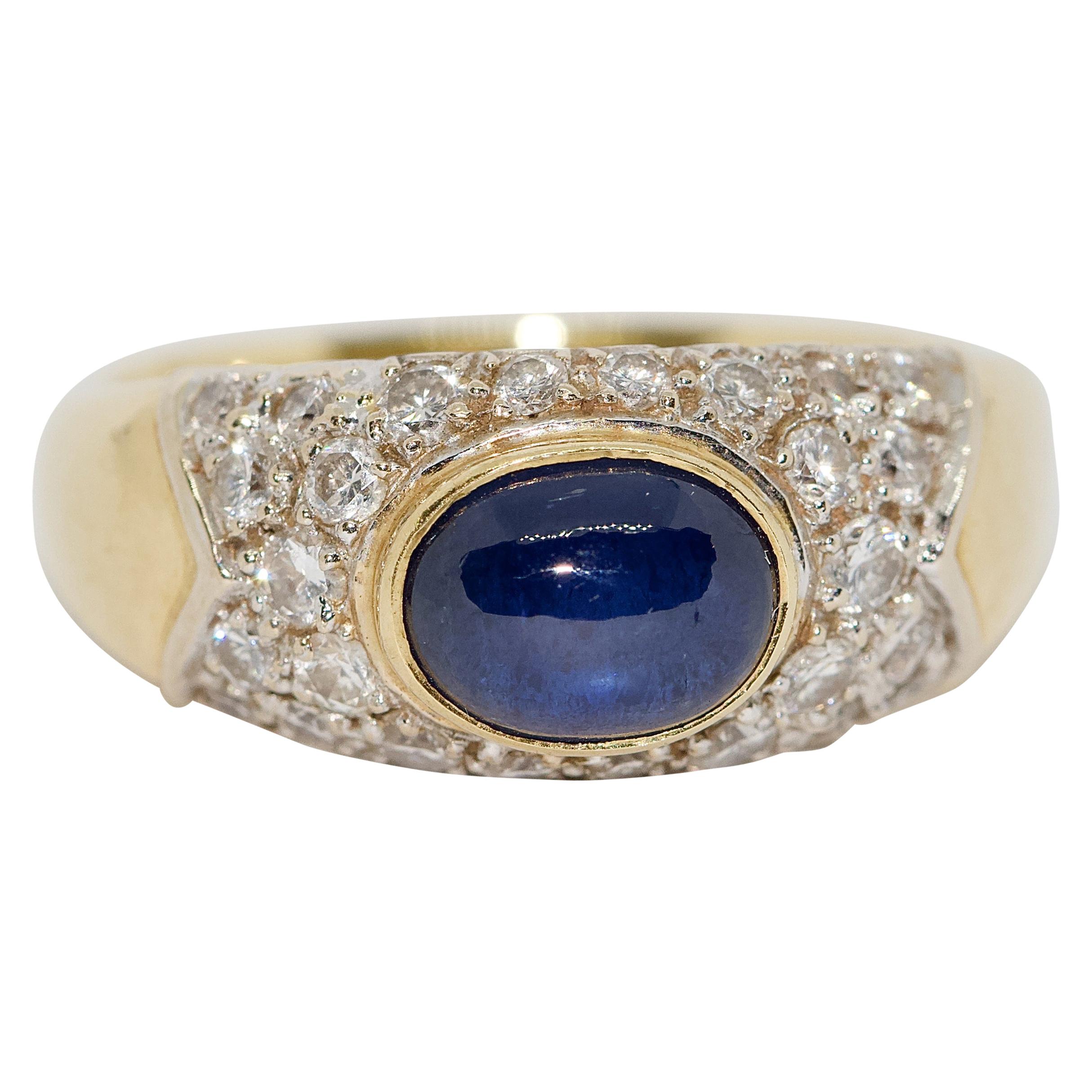 Ladies Ring, 18 Karat Gold with 1.64 Carat Blue Sapphire and Diamonds For Sale