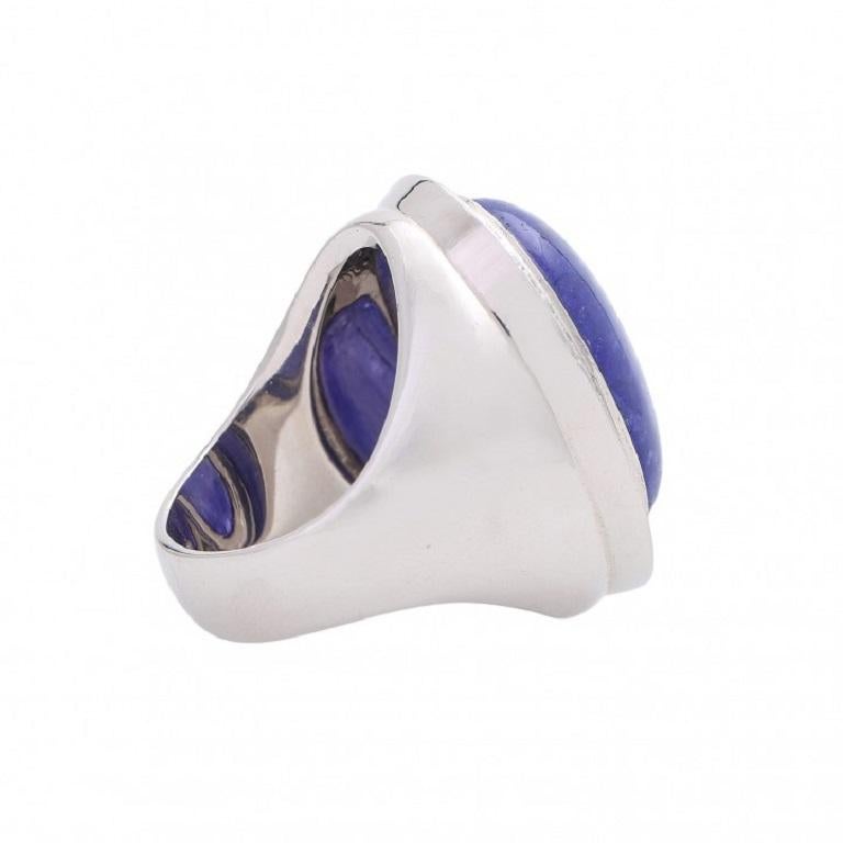 Cabochon Ladies Ring, Especially with 1 Tanzanite Cabochón 25.36 Cts. and Diam. Total 1.0 For Sale