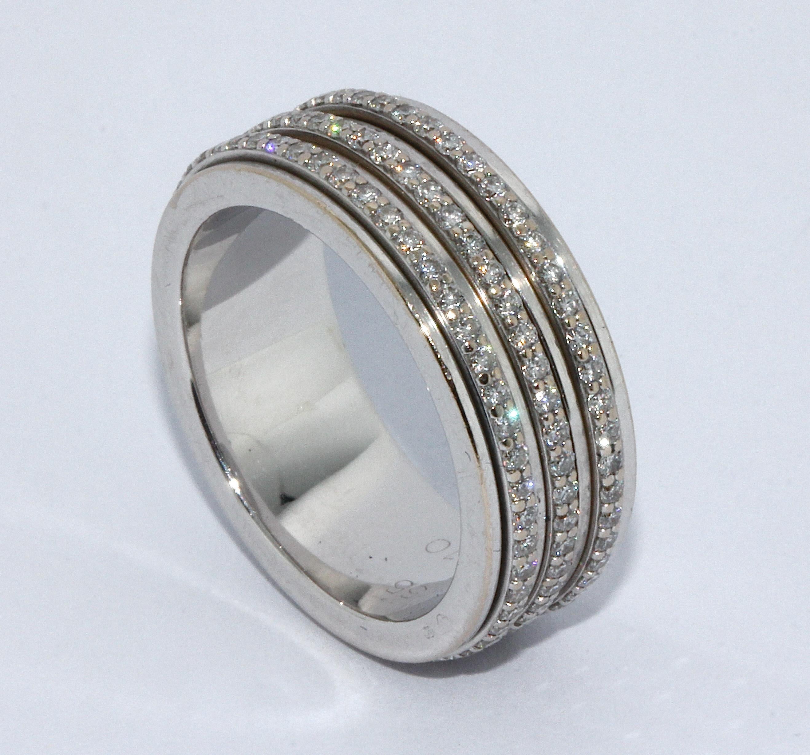 Ladies ring Piaget Possession in 18 carat white gold with 1.53 ct diamonds.

Total 1.53 ct
Top Wesselton
VVSI

Ring Size 55 (US 7 1/4)

Weight: 11.65 gram

Including original case and certificate of authenticity.