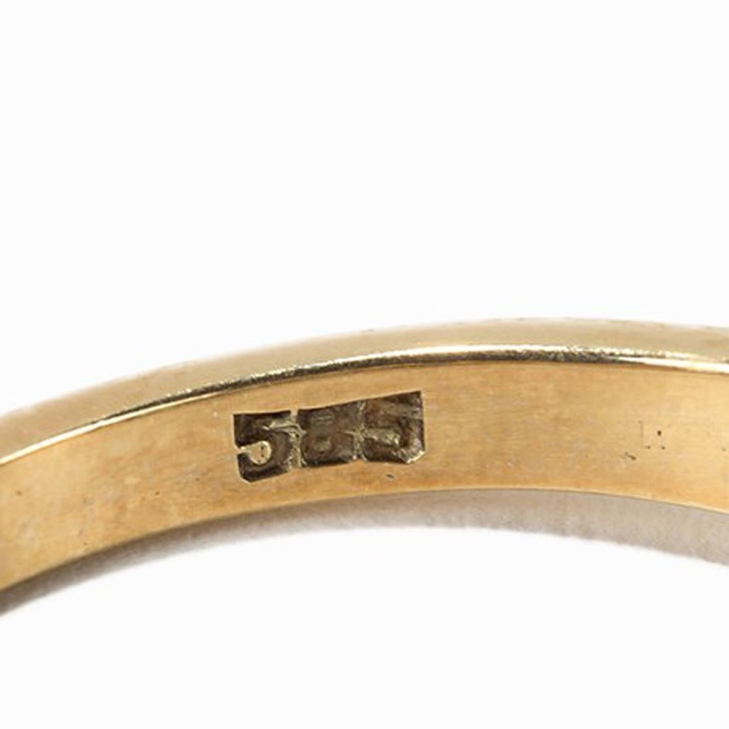 Art Deco Ladies Ring with 3 Diamonds, 14 Carat Gold, 1930s For Sale